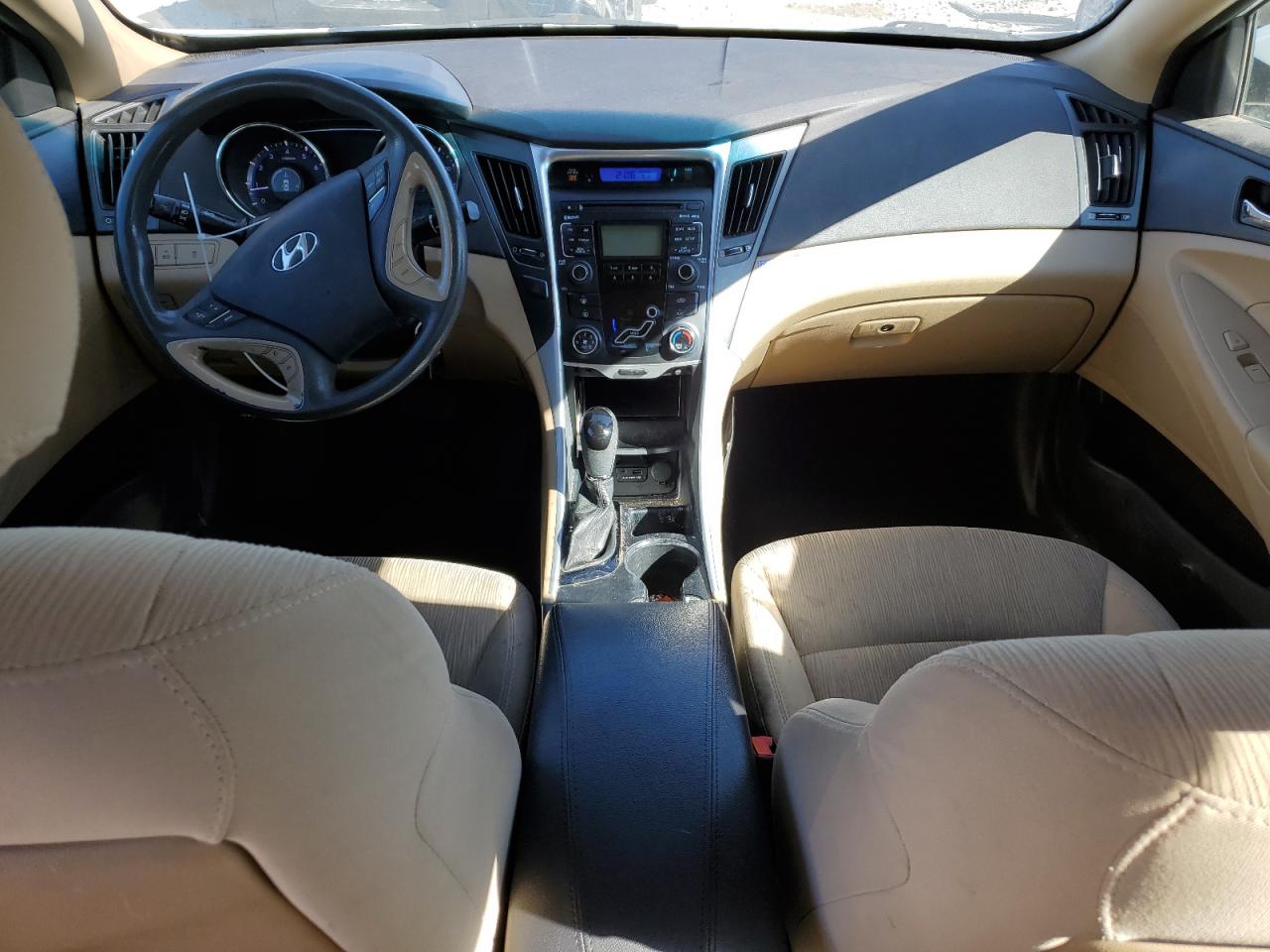 2011 Hyundai Sonata - Image 8