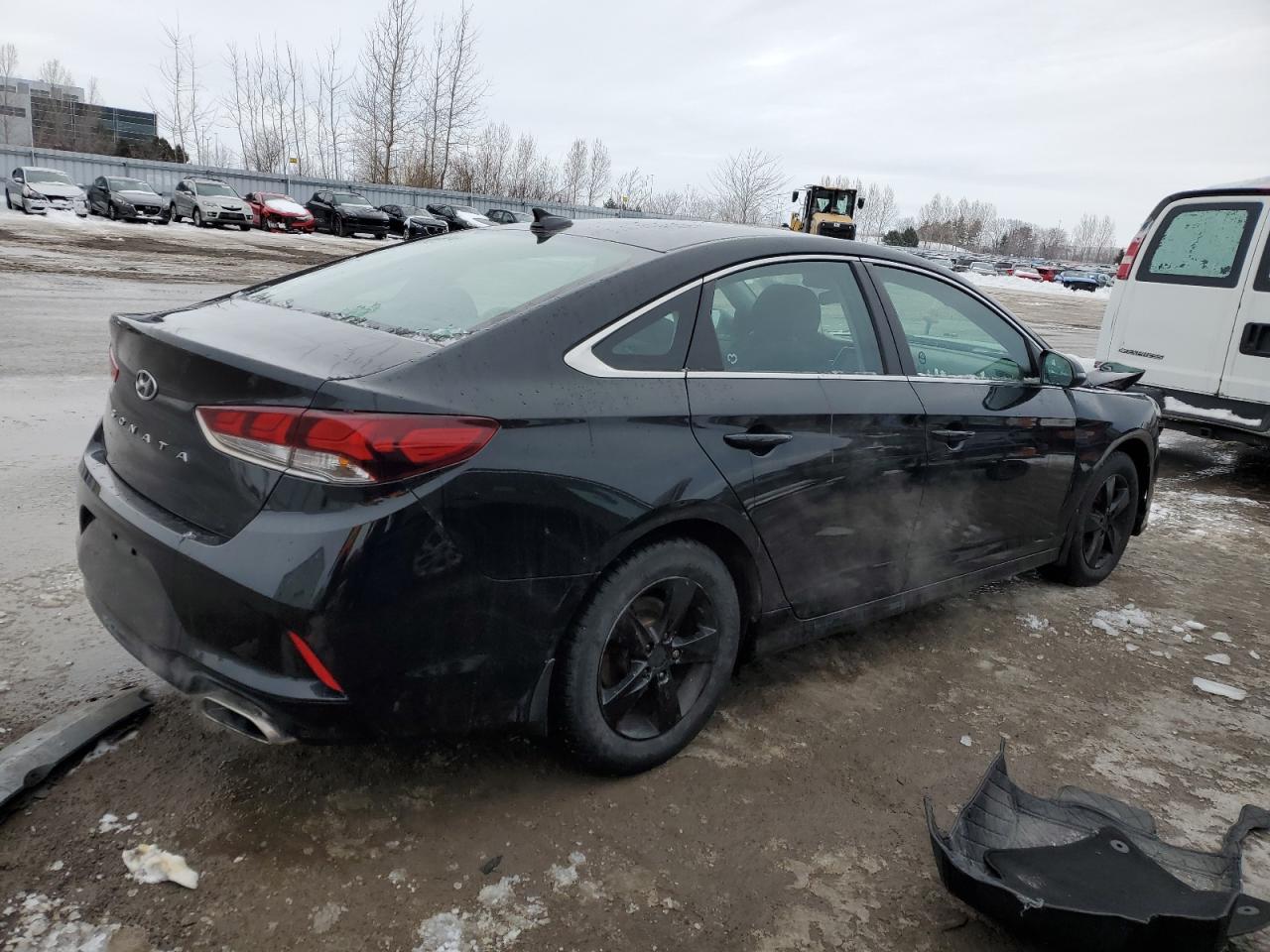 2018 Hyundai Sonata - Image 3