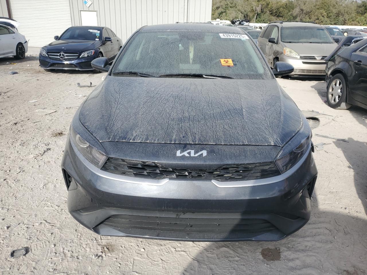 2023 Kia Forte - Image 5
