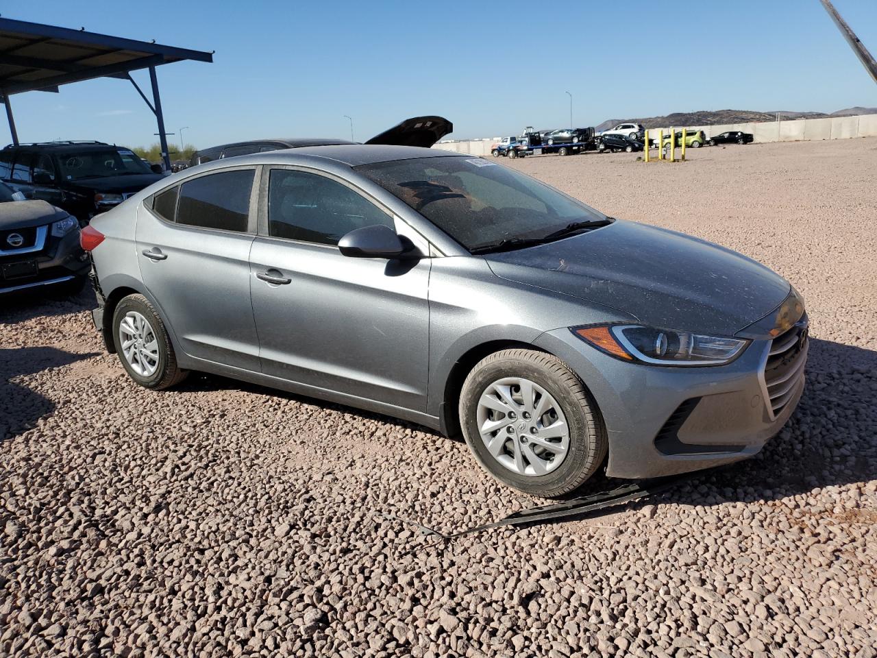2018 Hyundai Elantra - Image 4