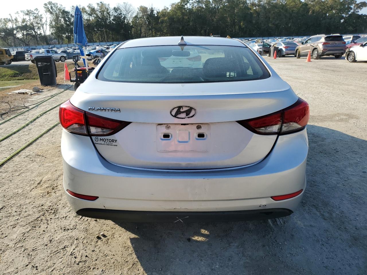 2014 Hyundai Elantra - Image 6