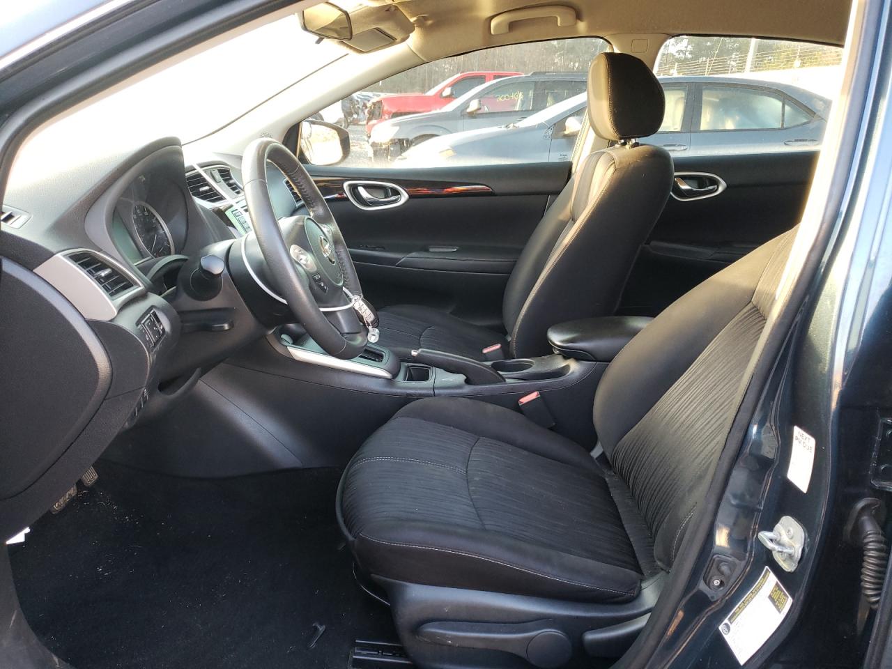 2016 Nissan Sentra - Image 7
