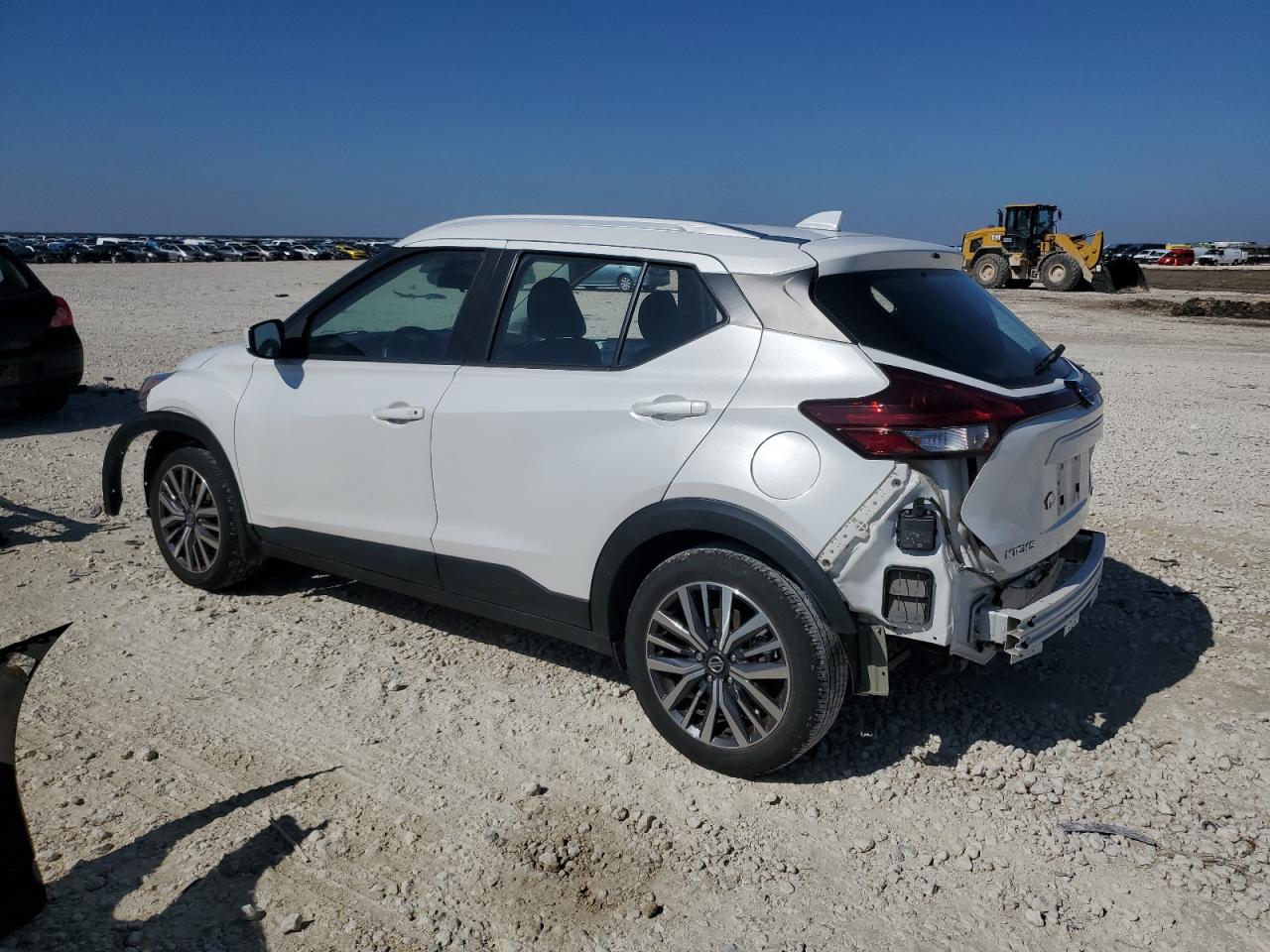 2021 Nissan Kicks - Image 2