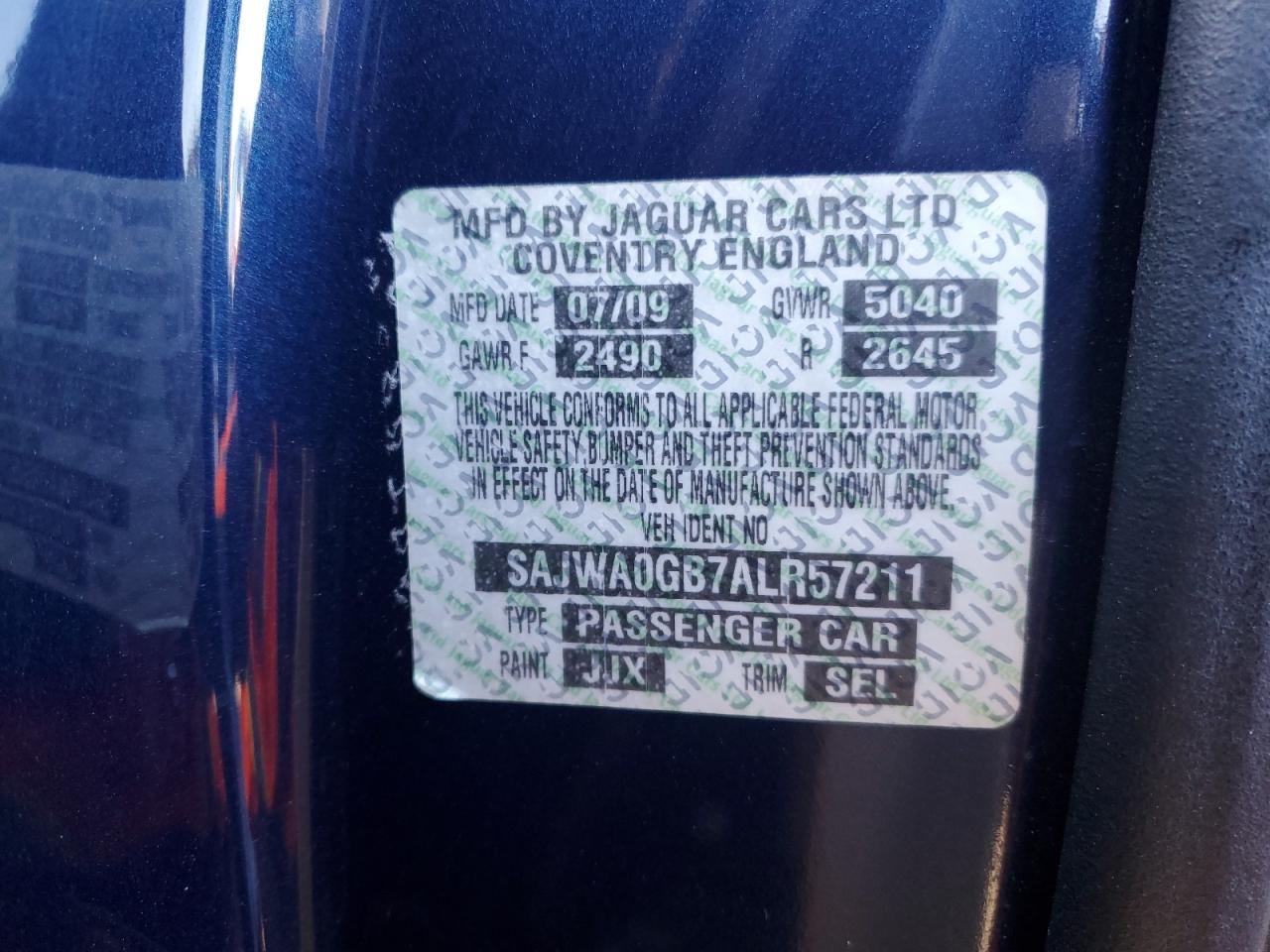 2010 Jaguar XF - Image 12