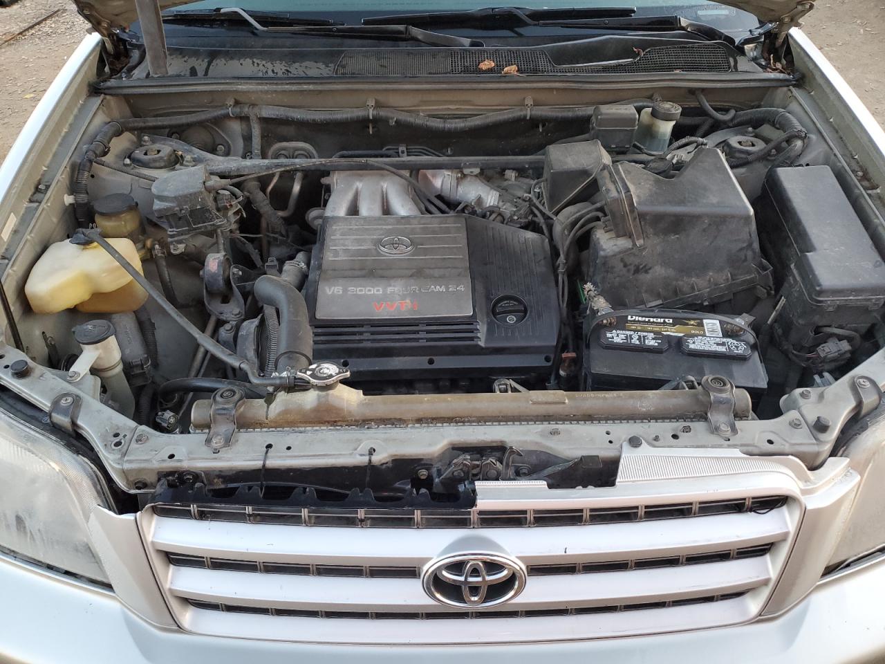 2001 Toyota Highlander - Image 12