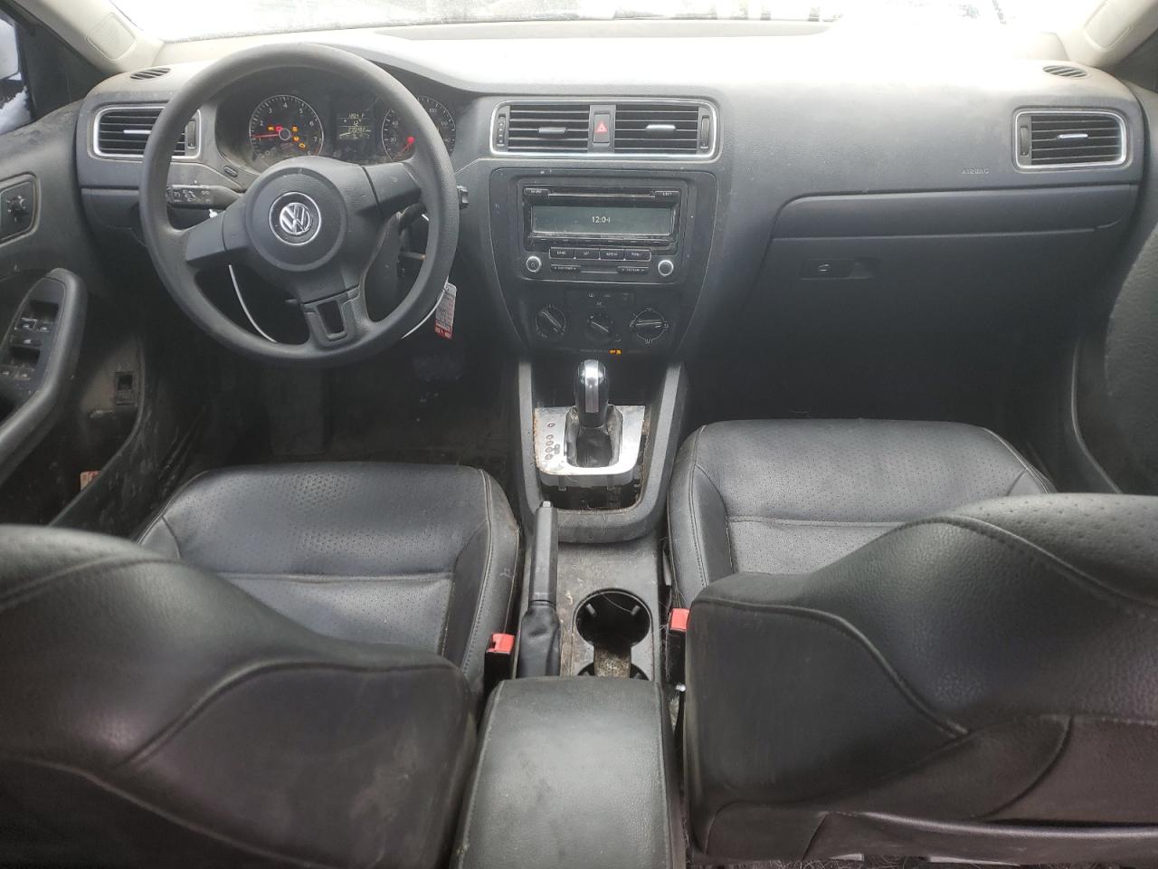 2014 Volkswagen Jetta - Image 8