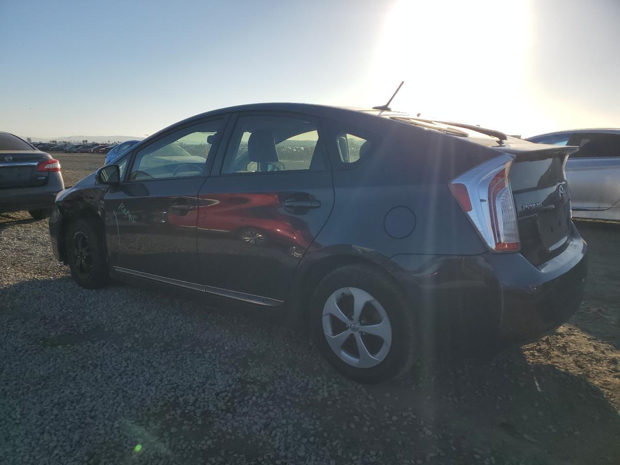 2013 Toyota Prius - Image 2