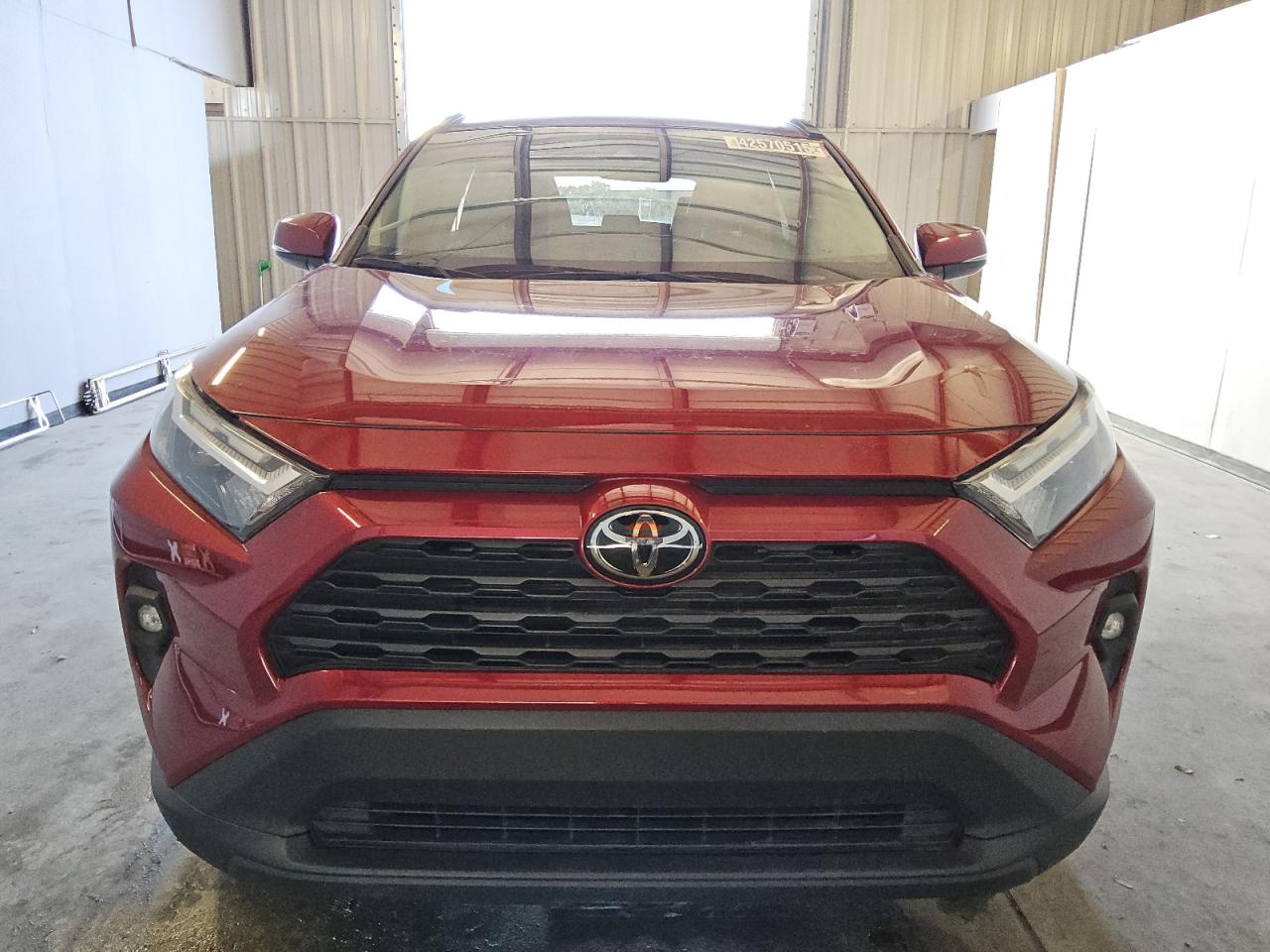 2024 Toyota RAV 4 - Image 5