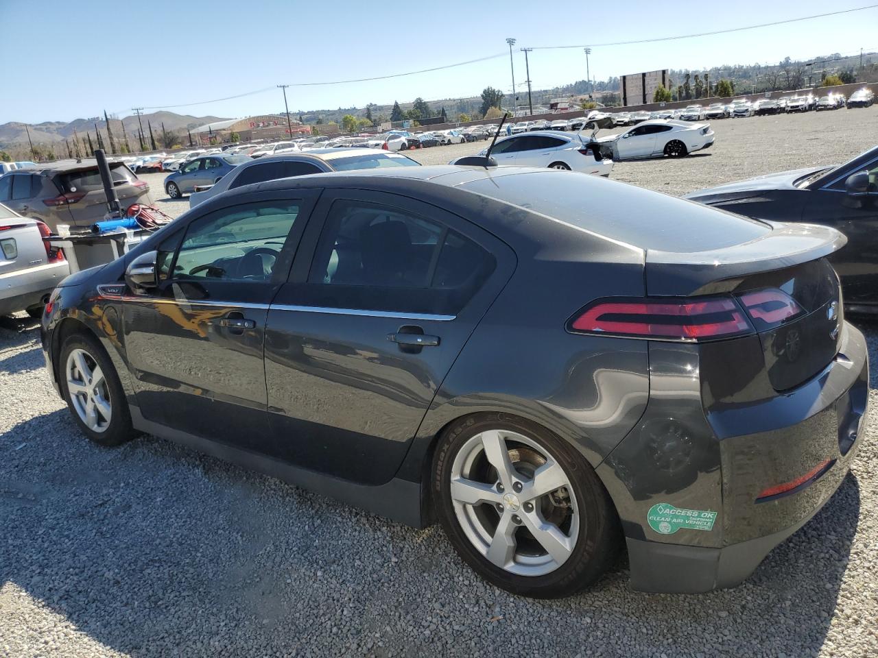 2015 Chevrolet Volt - Image 2