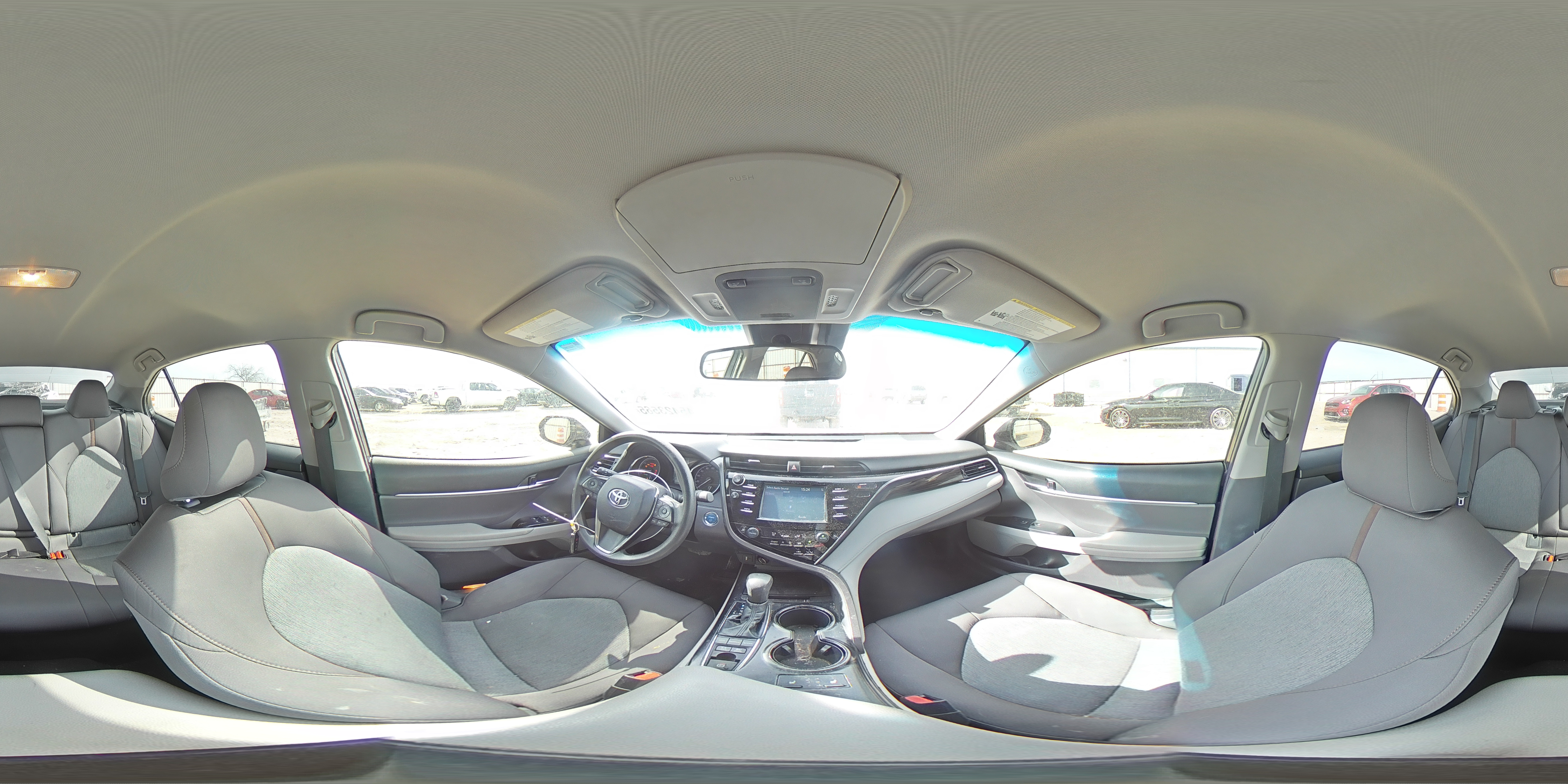 2018 Toyota Camry - Image 12