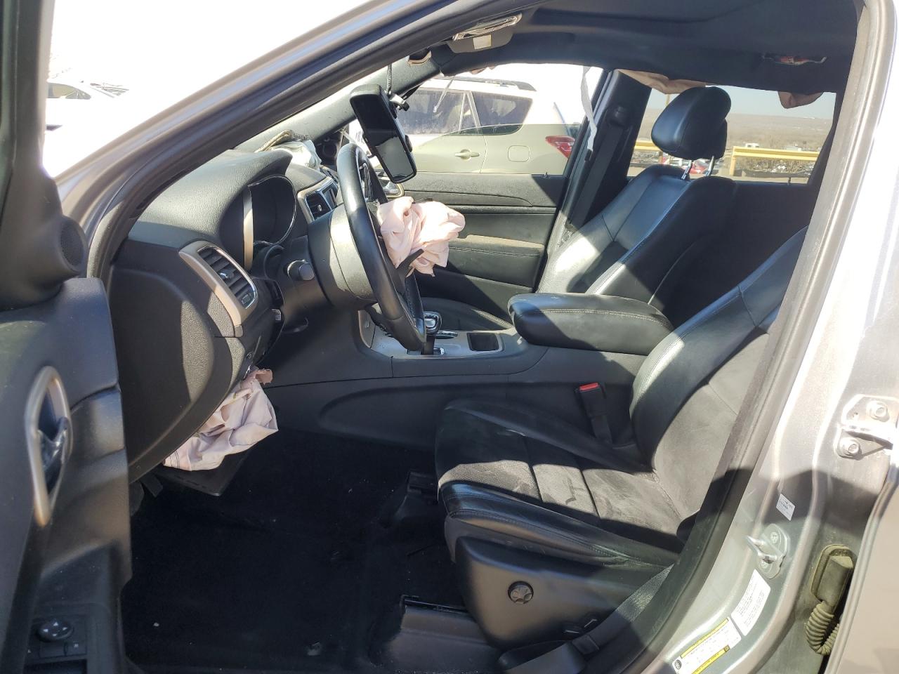 2015 Jeep Grand Cherokee - Image 7