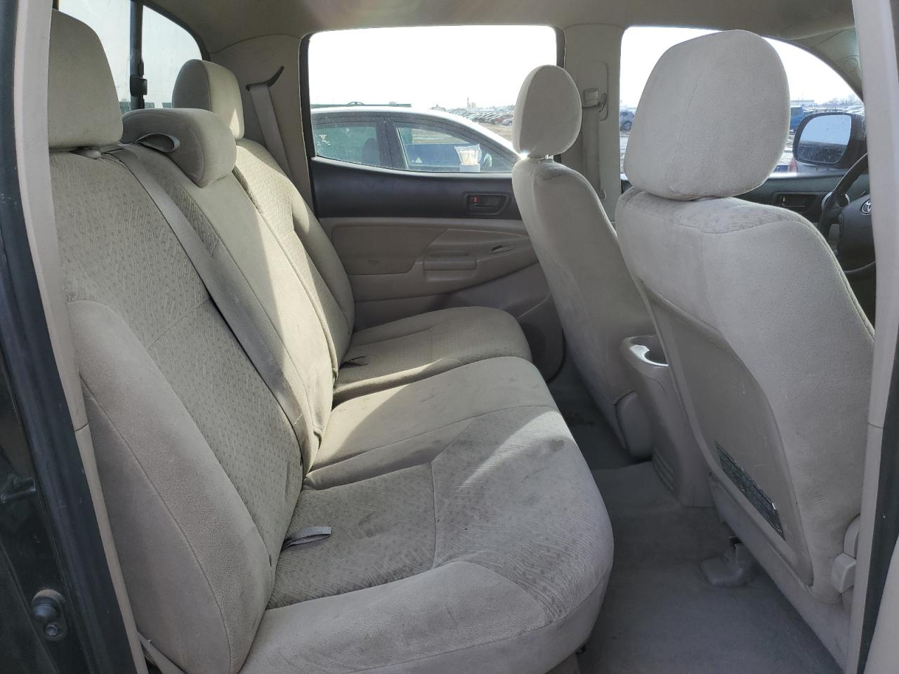 2007 Toyota Tacoma - Image 10