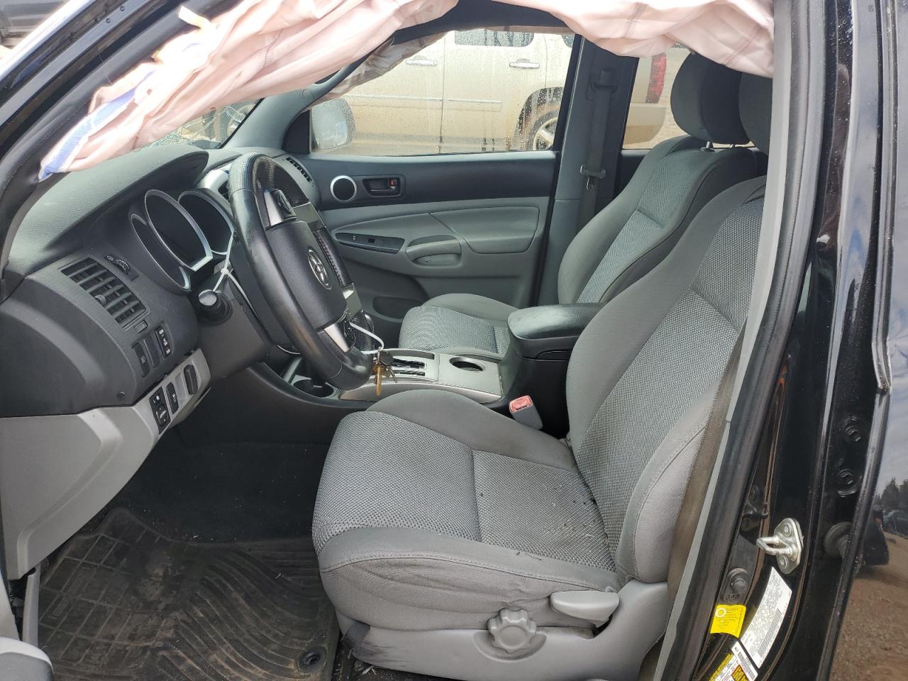 2014 Toyota Tacoma - Image 7