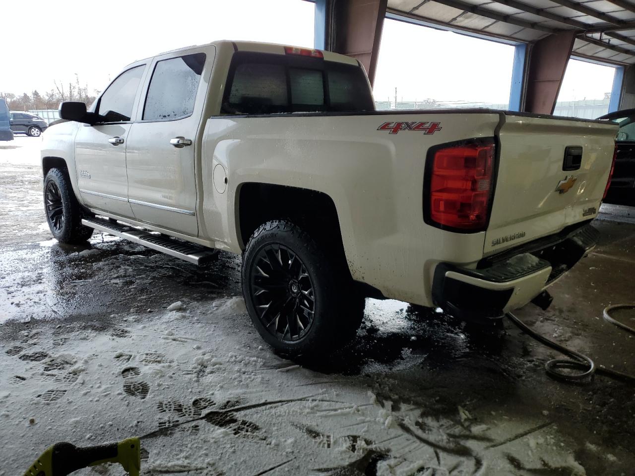 2014 Chevrolet Silverado - Image 2