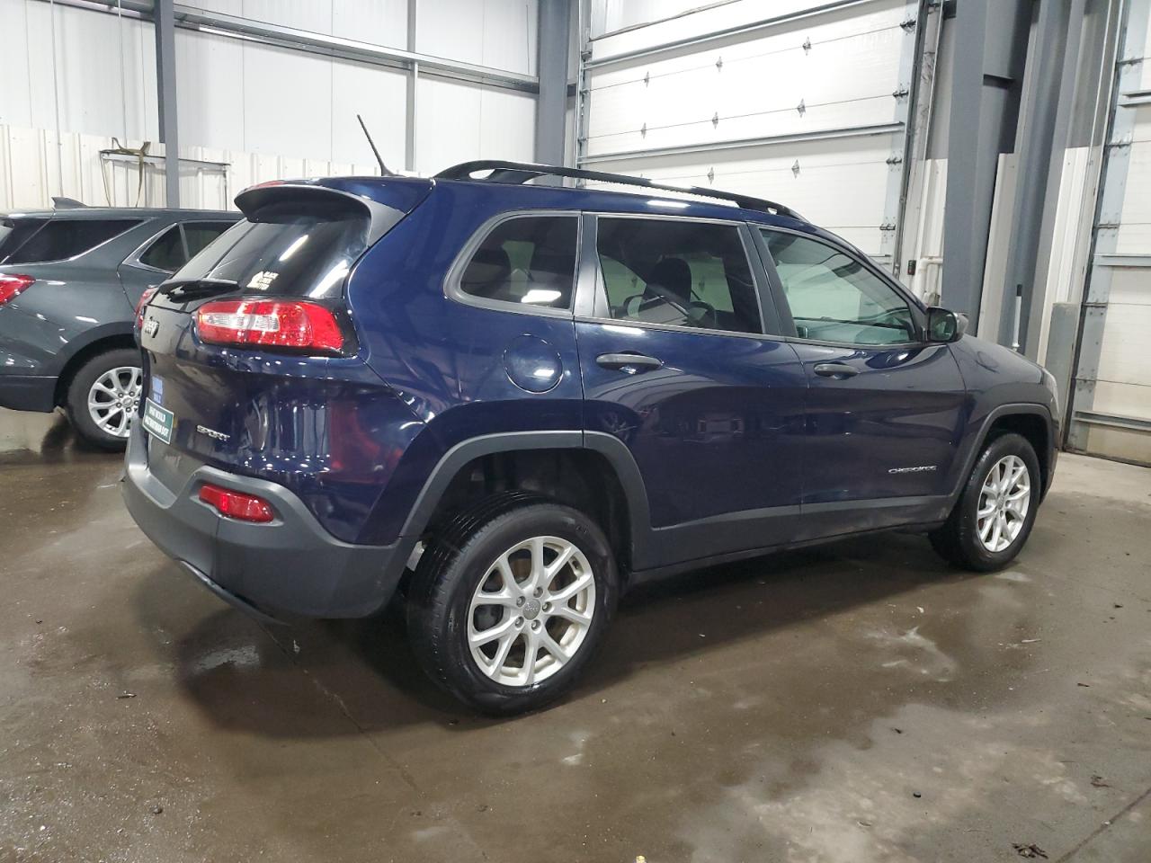 2016 Jeep Grand Cherokee - Image 3