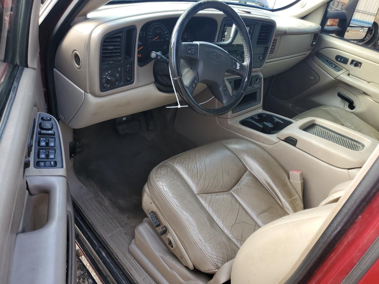 2006 Chevrolet Avalanche - Image 8