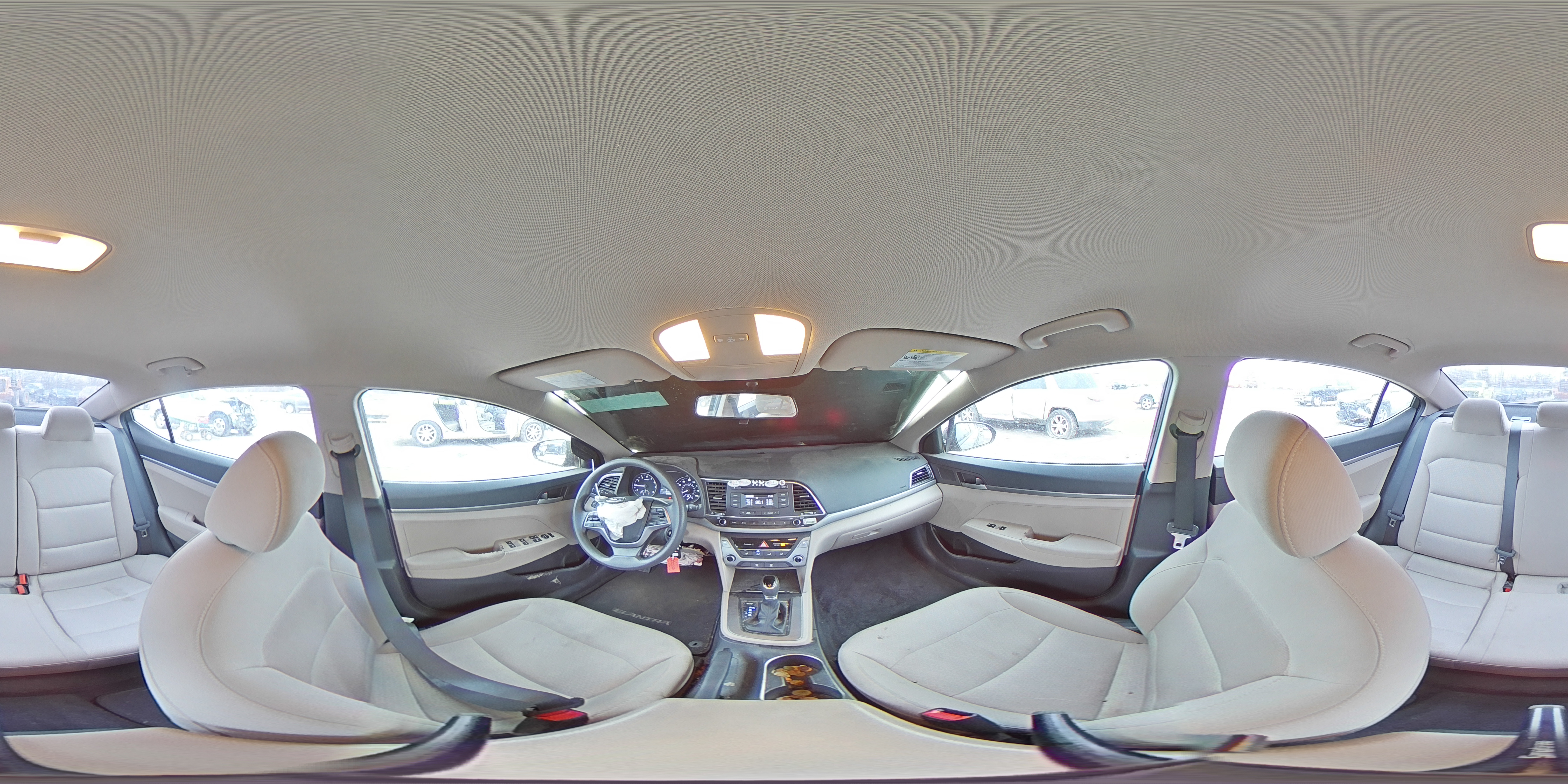 2018 Hyundai Elantra - Image 12