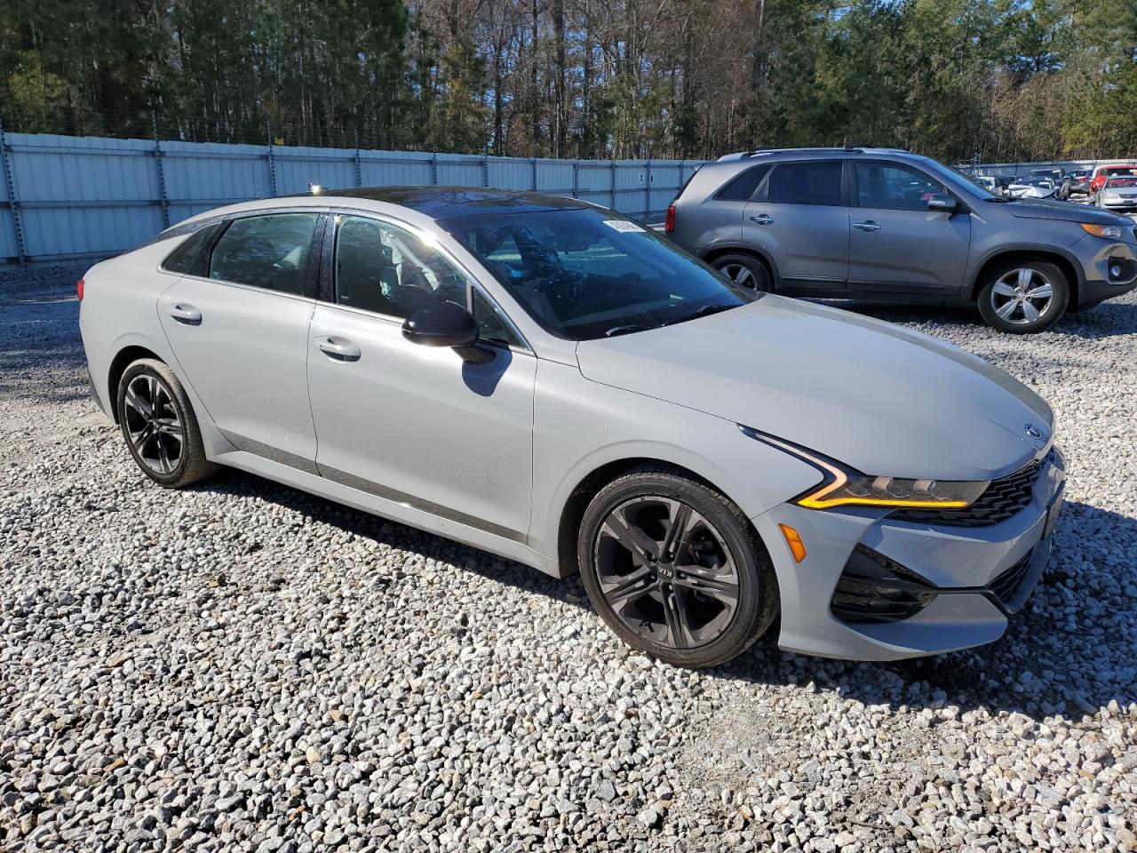 2021 Kia K5 - Image 4