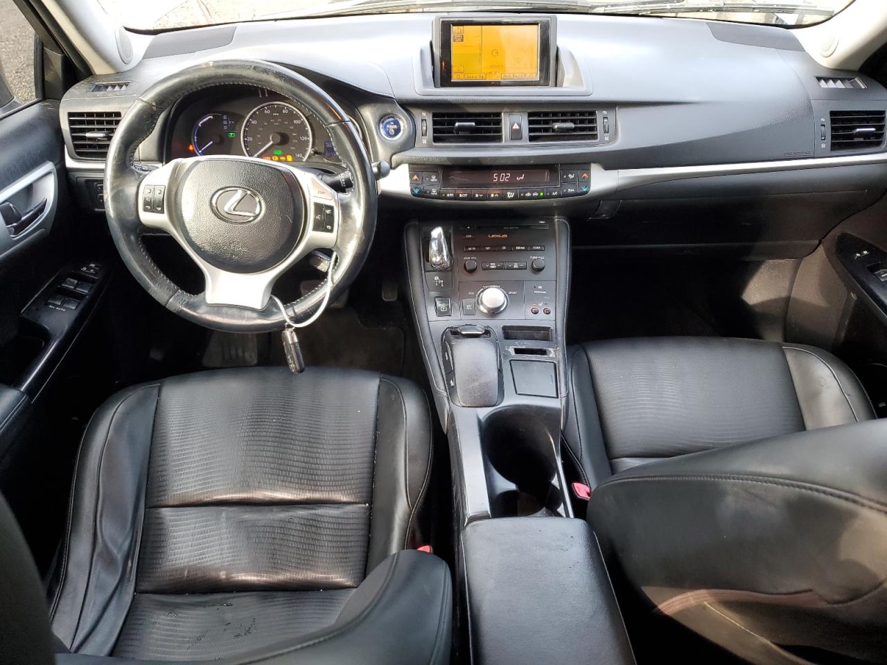 2012 Lexus CT - Image 8