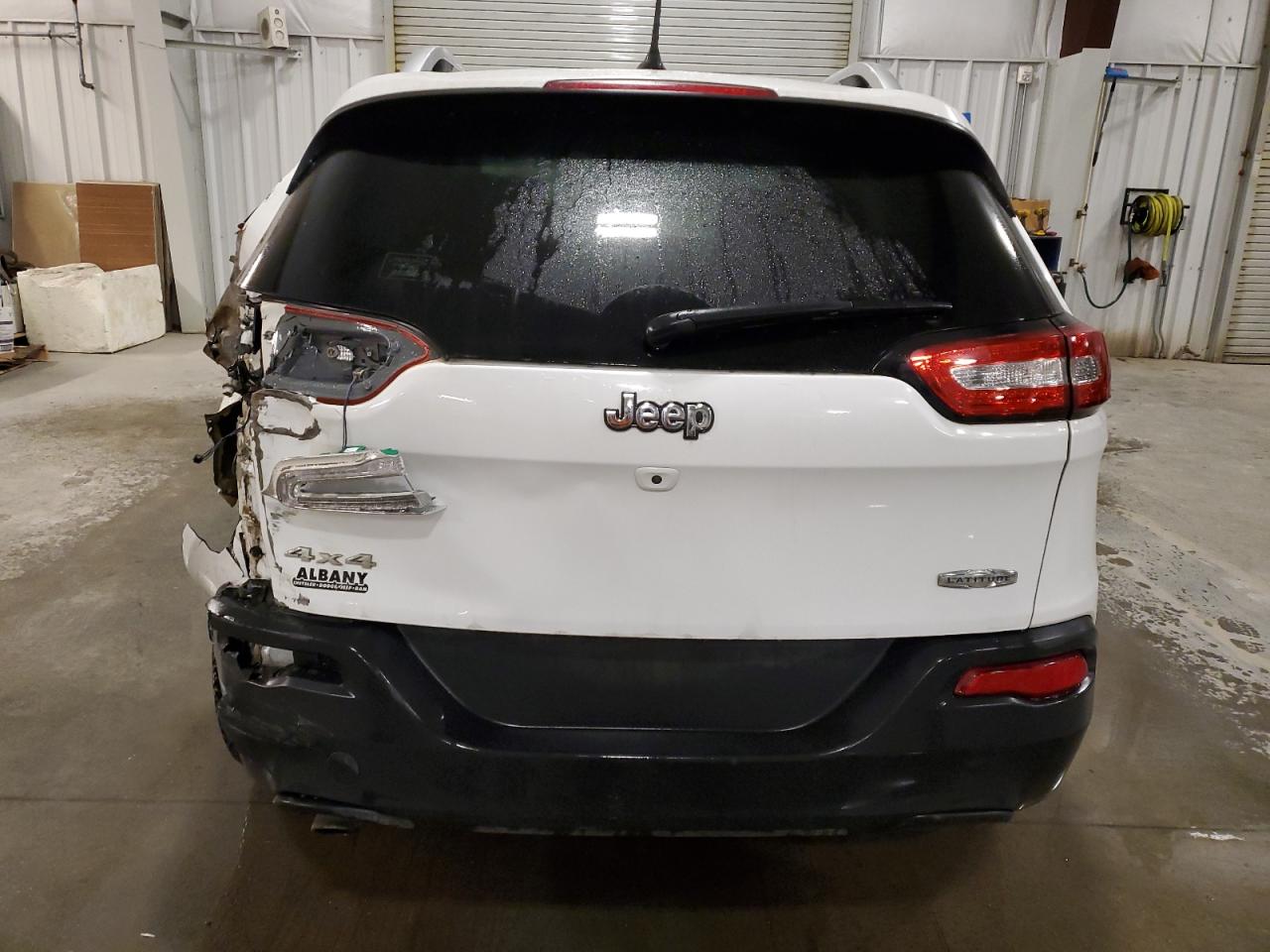 2016 Jeep Grand Cherokee - Image 6