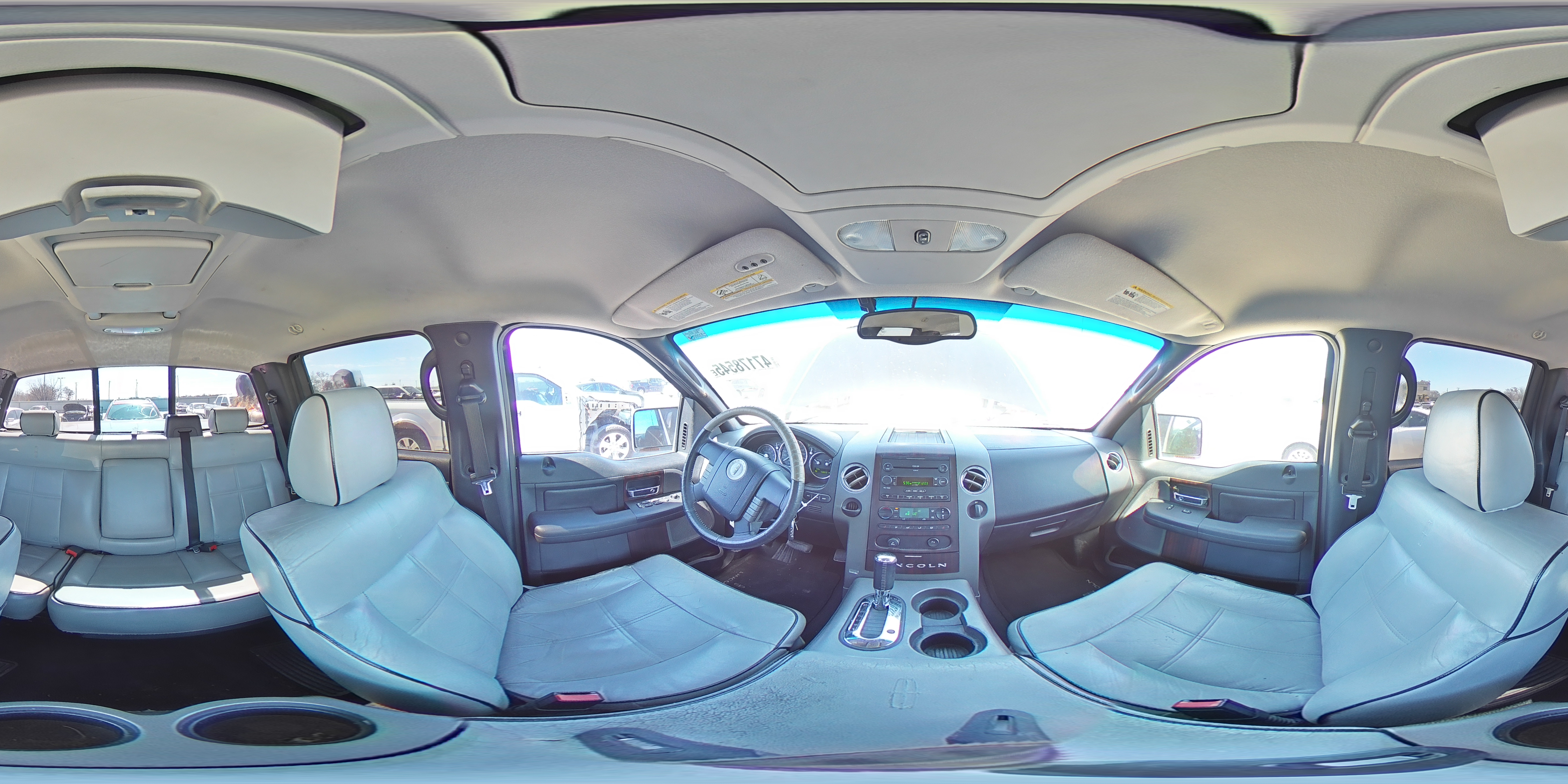 2006 Lincoln Mark LT - Image 12