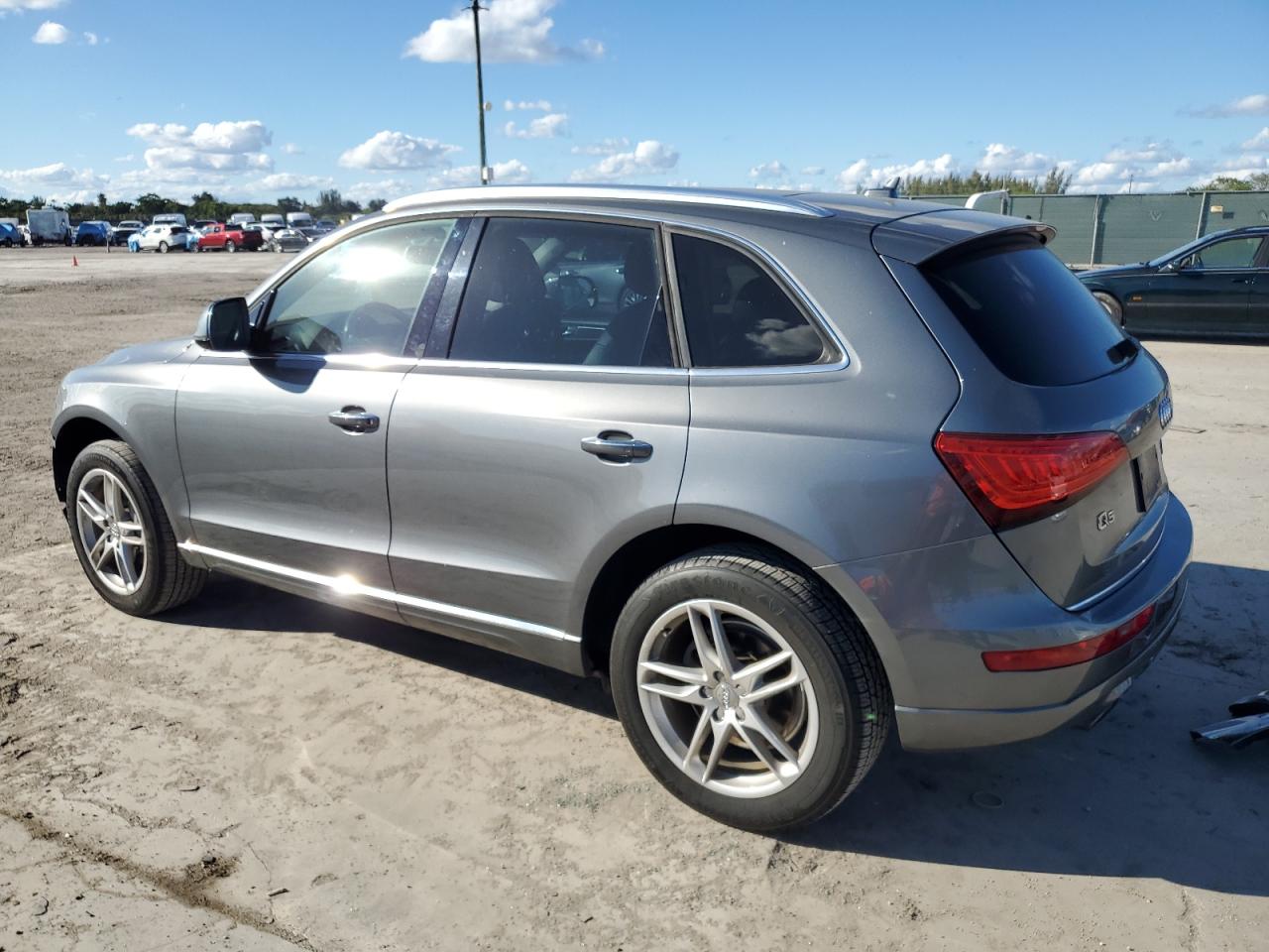 2016 Audi Q5 - Image 2