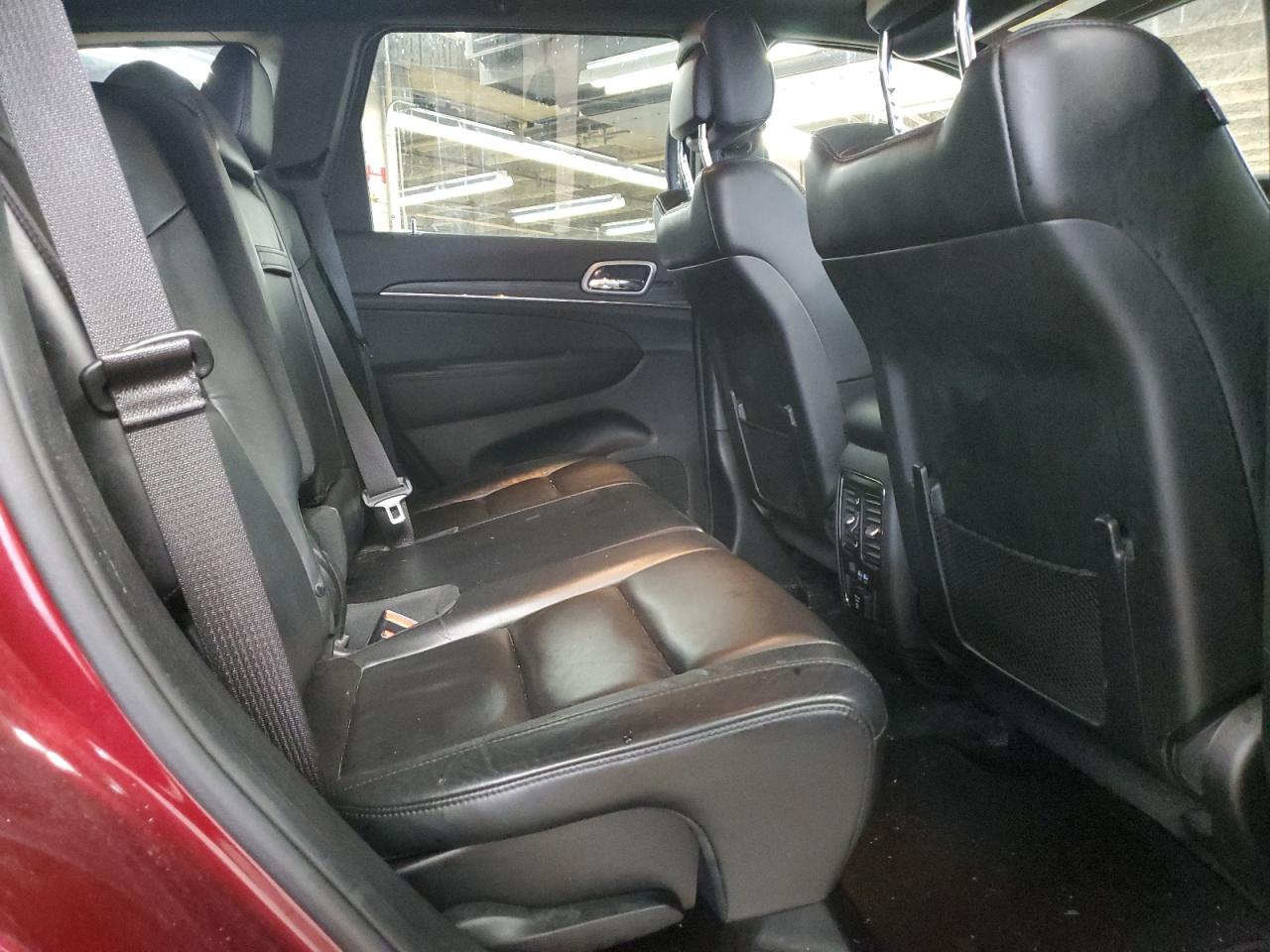 2019 Jeep Grand Cherokee - Image 10