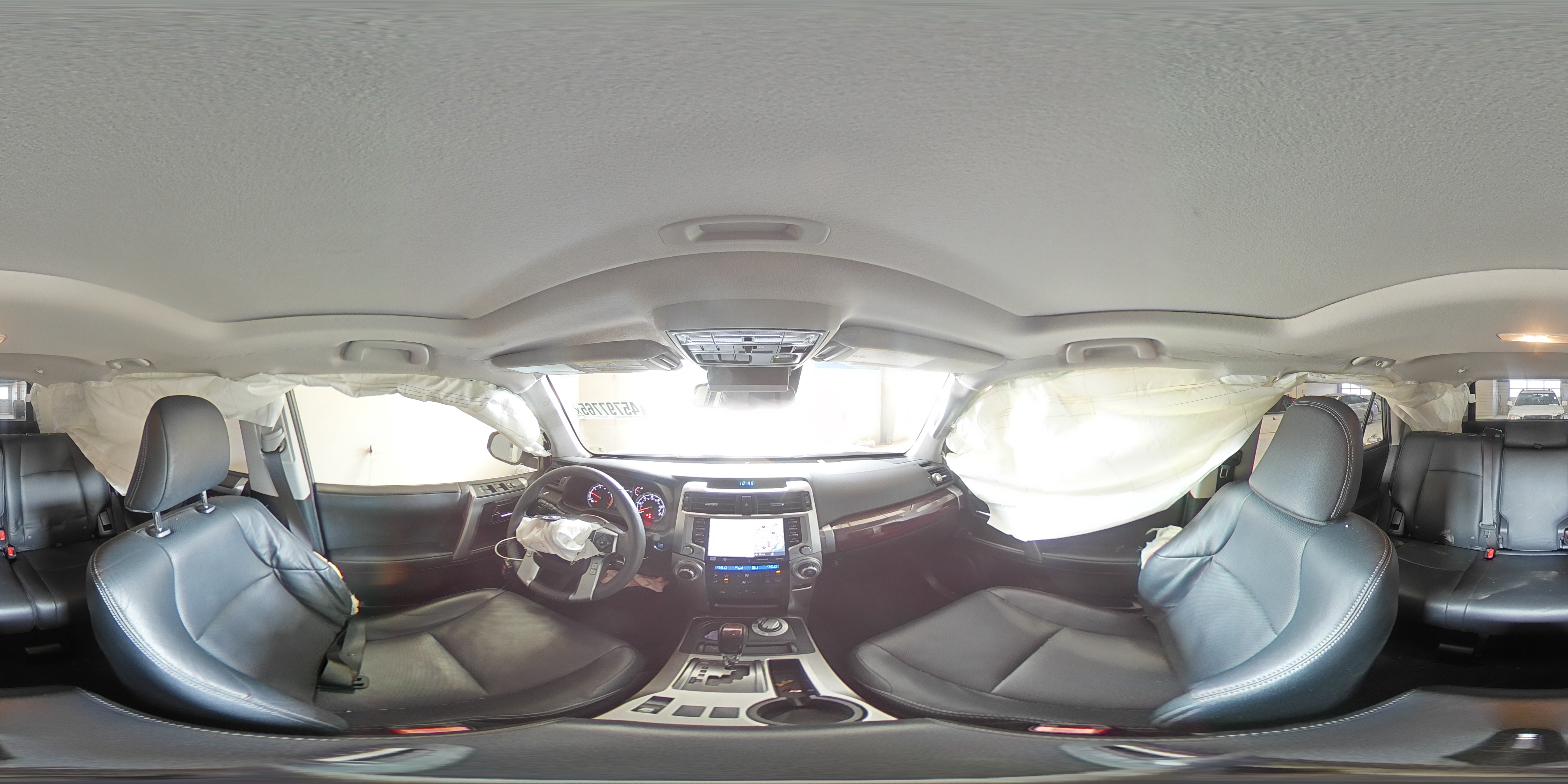2022 Toyota 4Runner - Image 13
