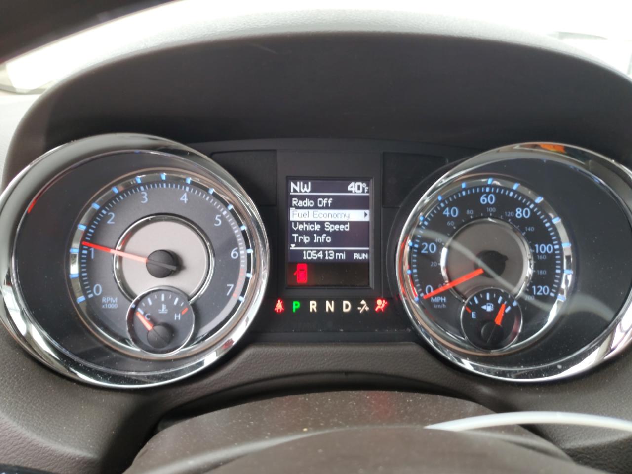 2016 Chrysler Town & Country - Image 9