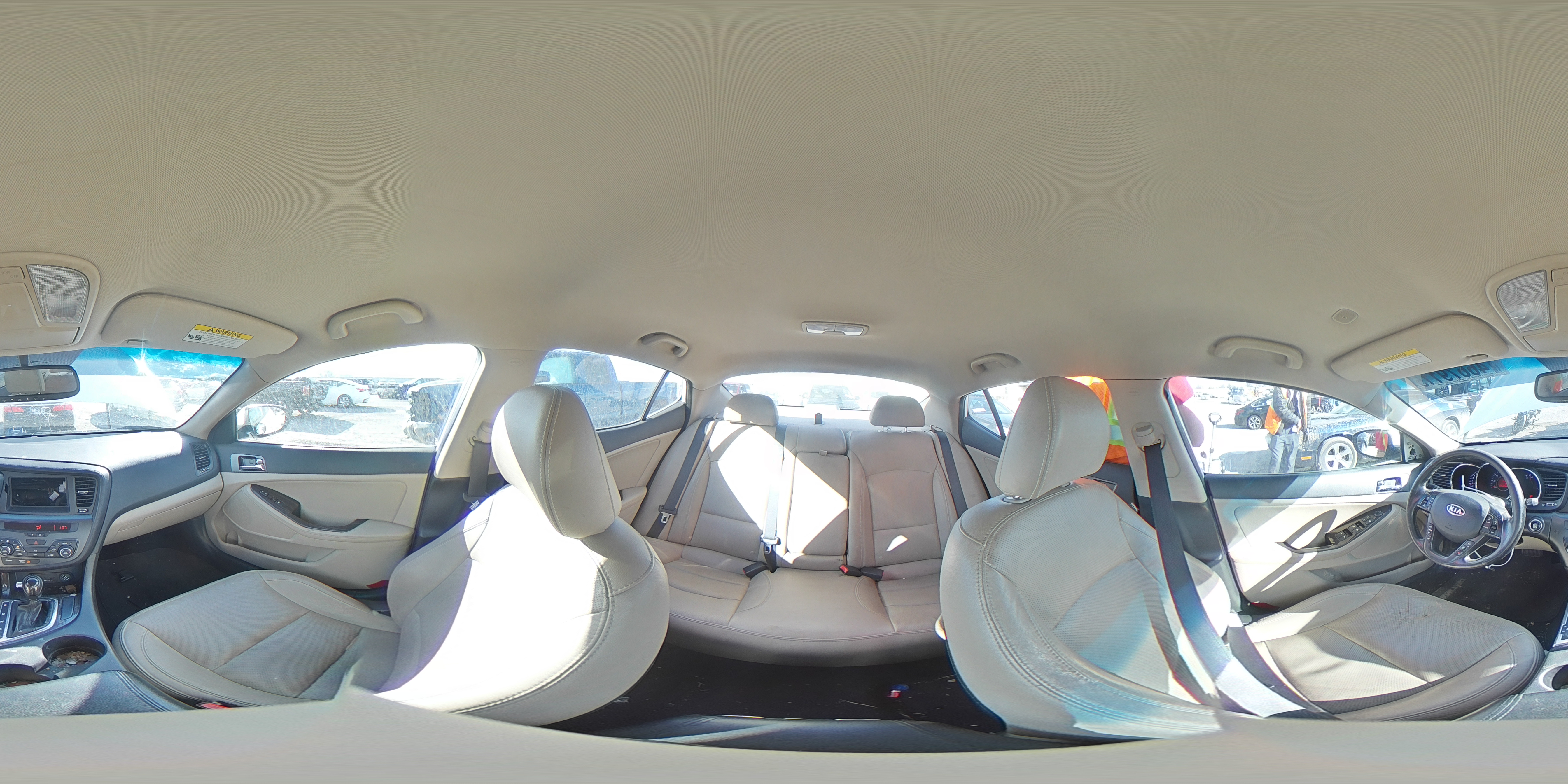 2012 Kia Optima - Image 12
