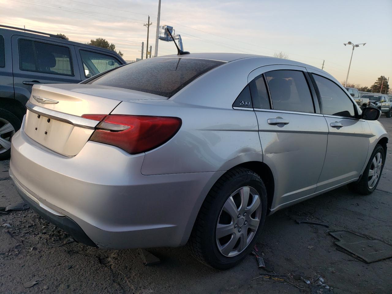 2012 Chrysler 200 - Image 3