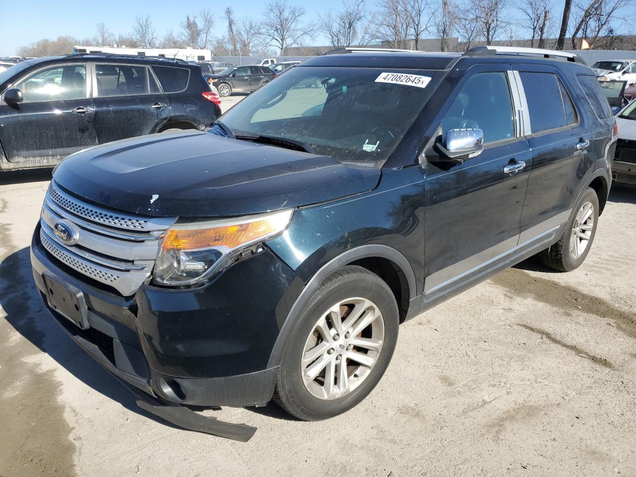 2015 Ford Explorer - Image 1
