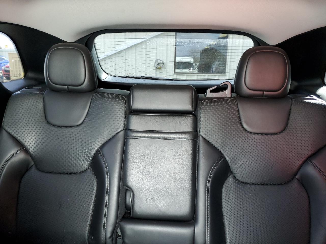 2019 Jeep Grand Cherokee - Image 10