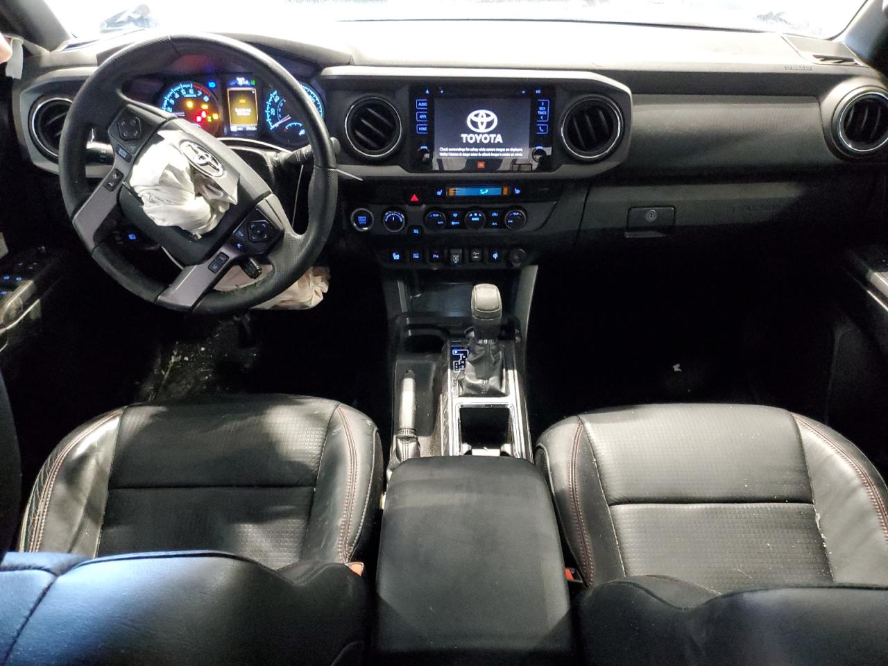 2019 Toyota Tacoma - Image 8