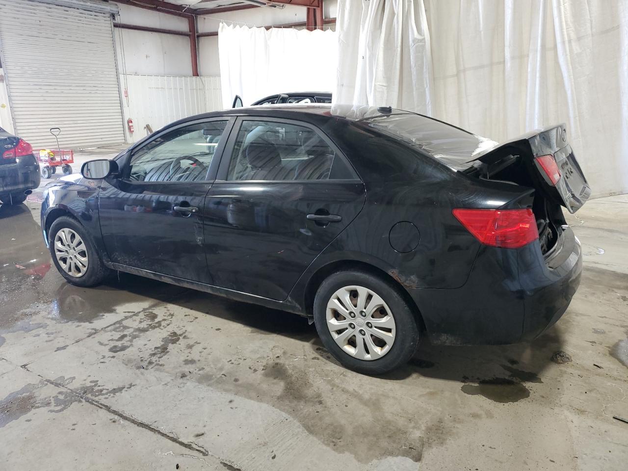 2010 Kia Forte - Image 2