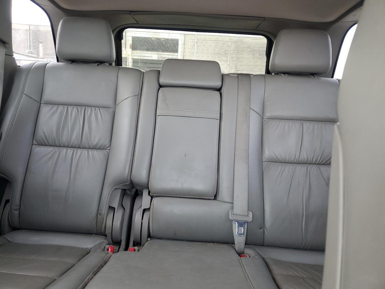 2011 Jeep Grand Cherokee - Image 10