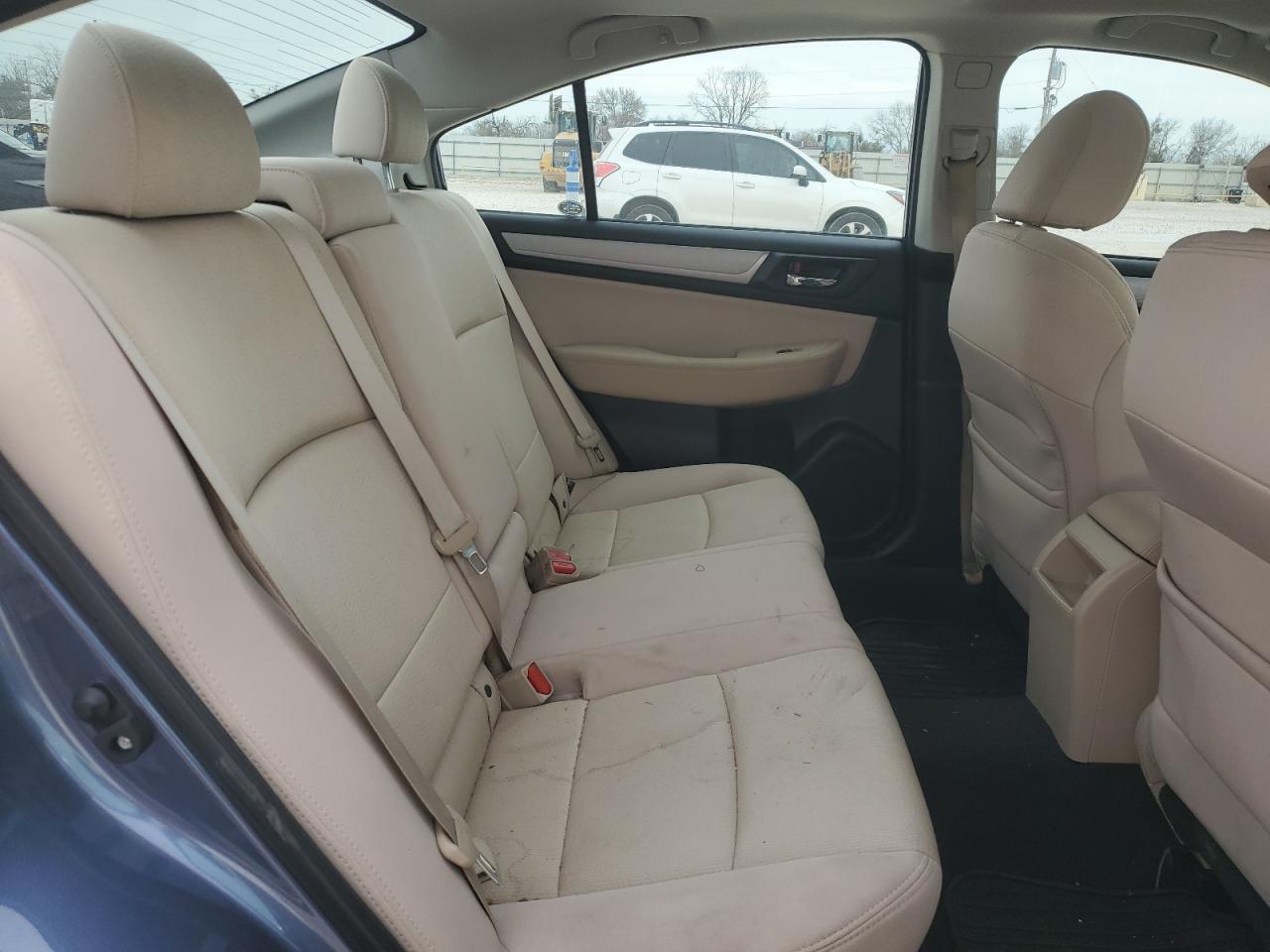 2016 Subaru Legacy - Image 10