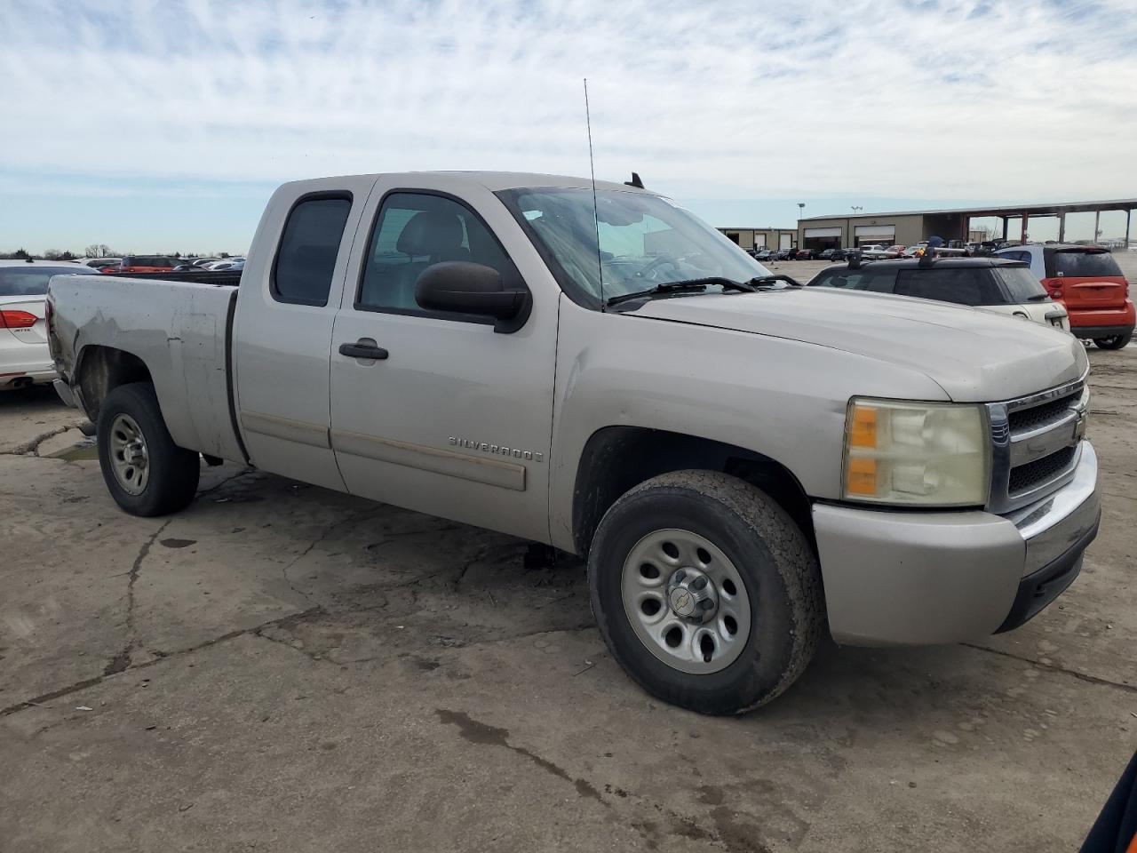 2008 Chevrolet Silverado - Image 4