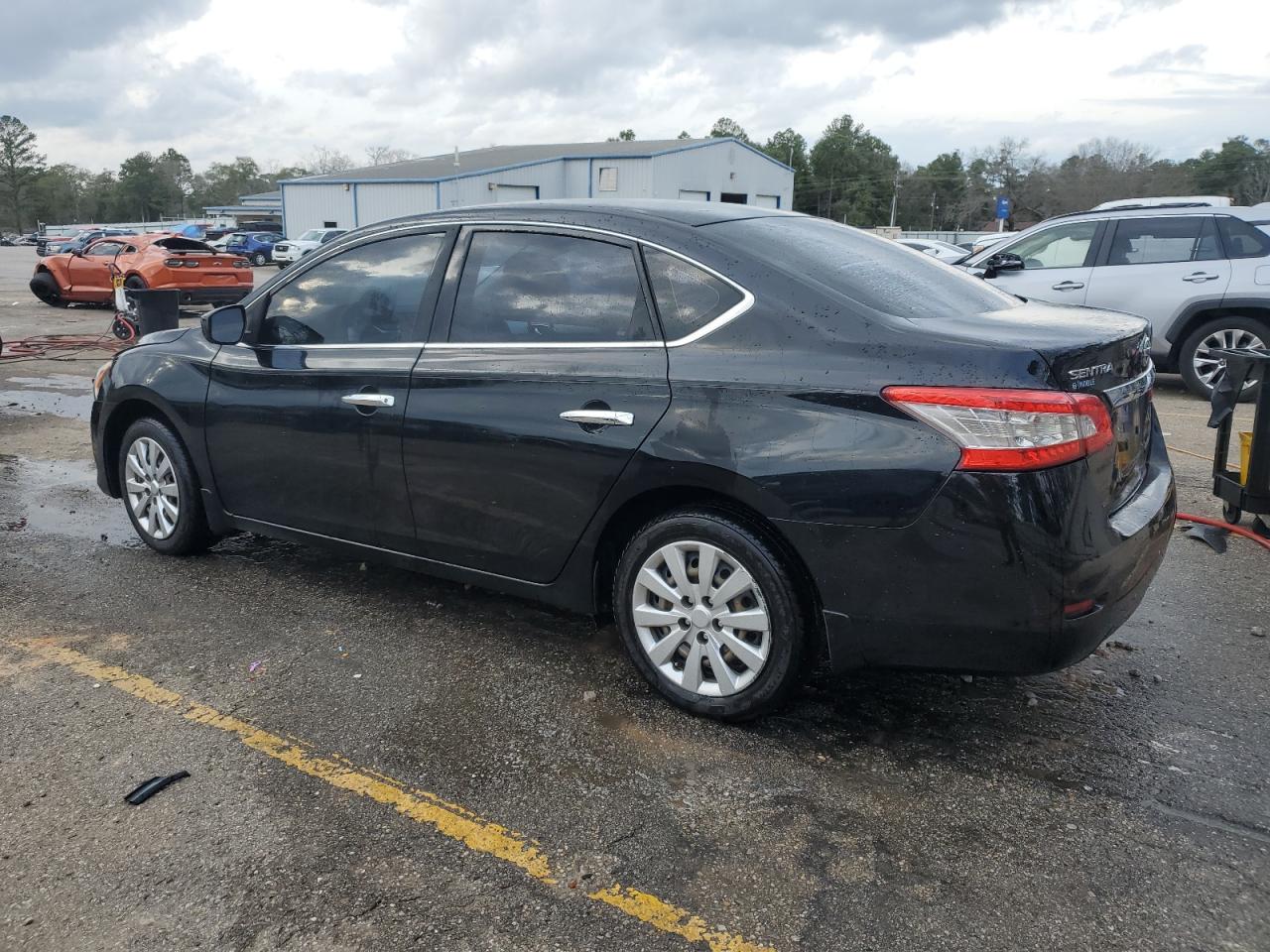 2015 Nissan Sentra - Image 2