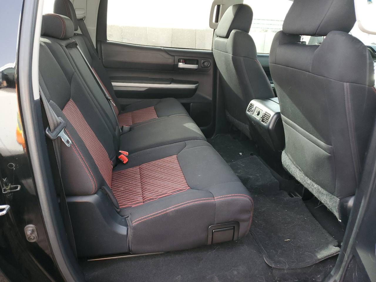 2015 Toyota Tundra - Image 10