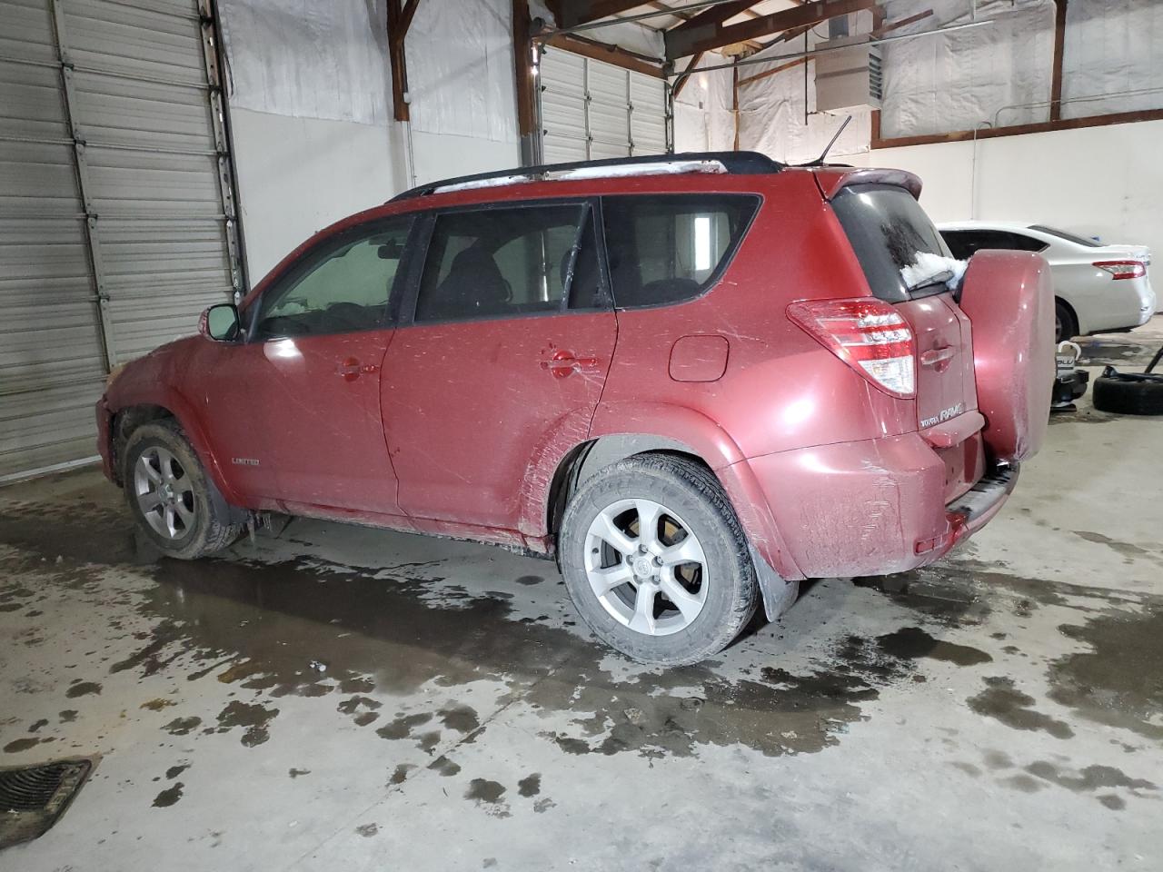 2010 Toyota RAV 4 - Image 2