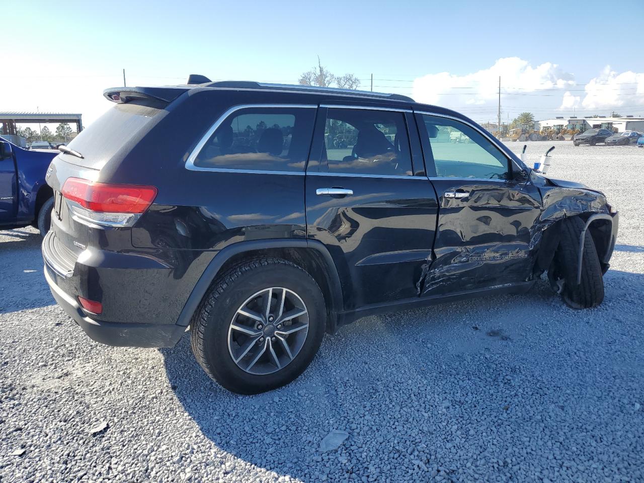 2019 Jeep Grand Cherokee - Image 3