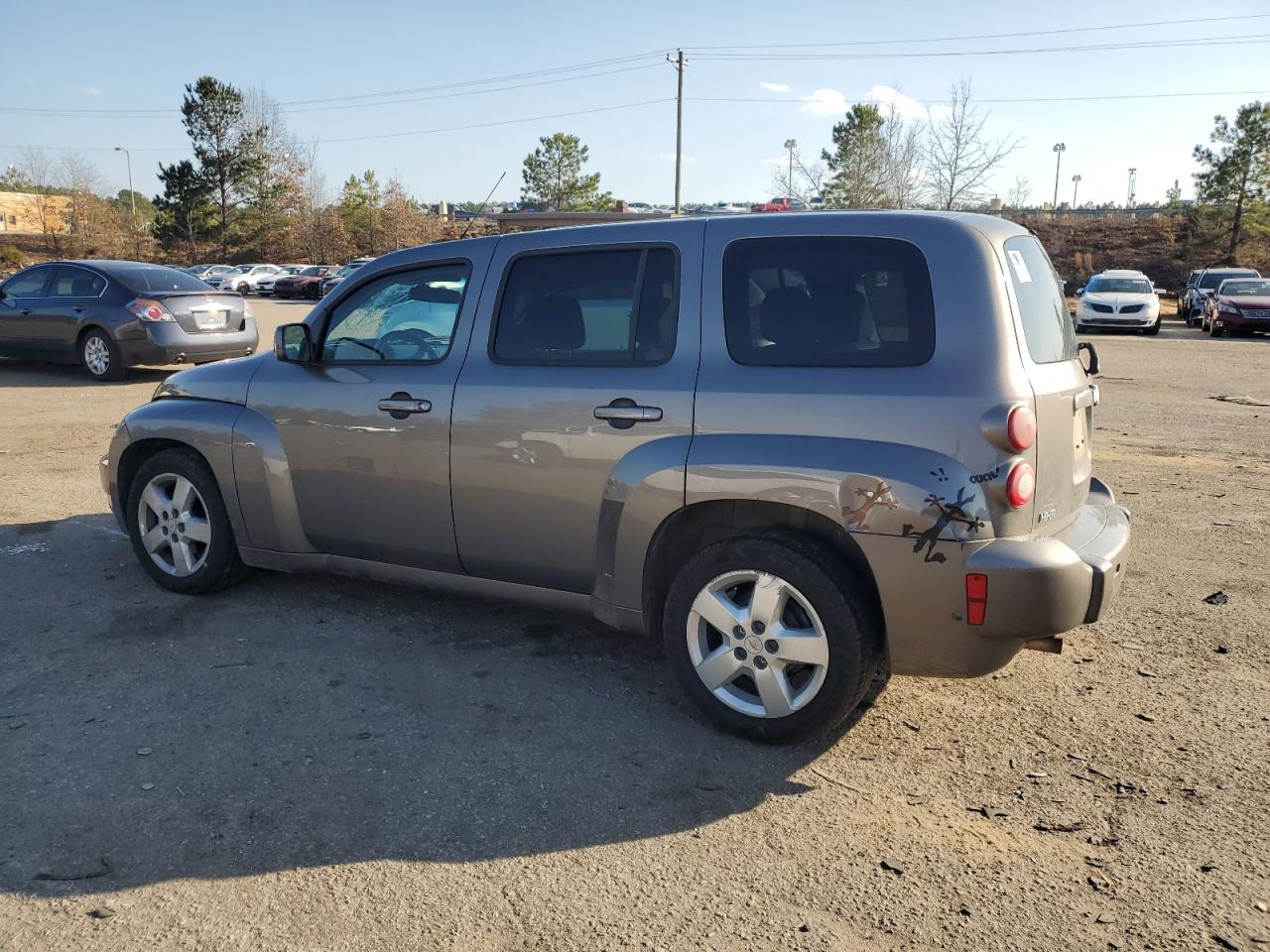 2011 Chevrolet HHR - Image 2