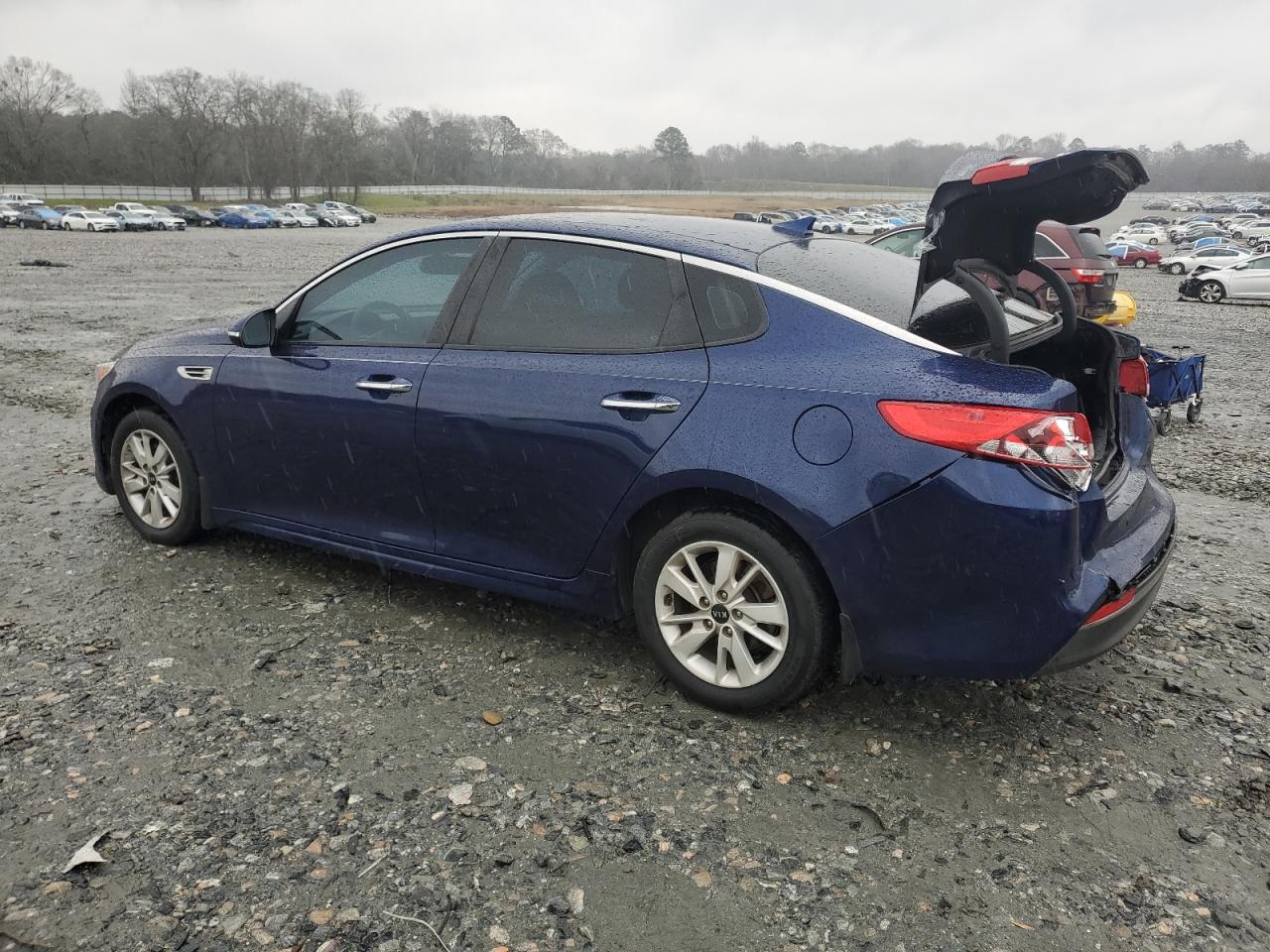 2017 Kia Optima - Image 2