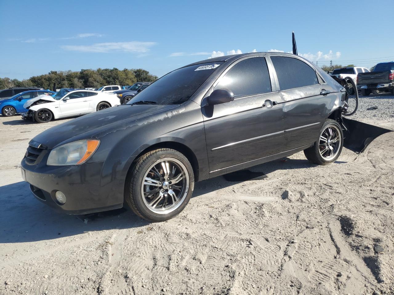 2004 Kia Spectra - Image 1