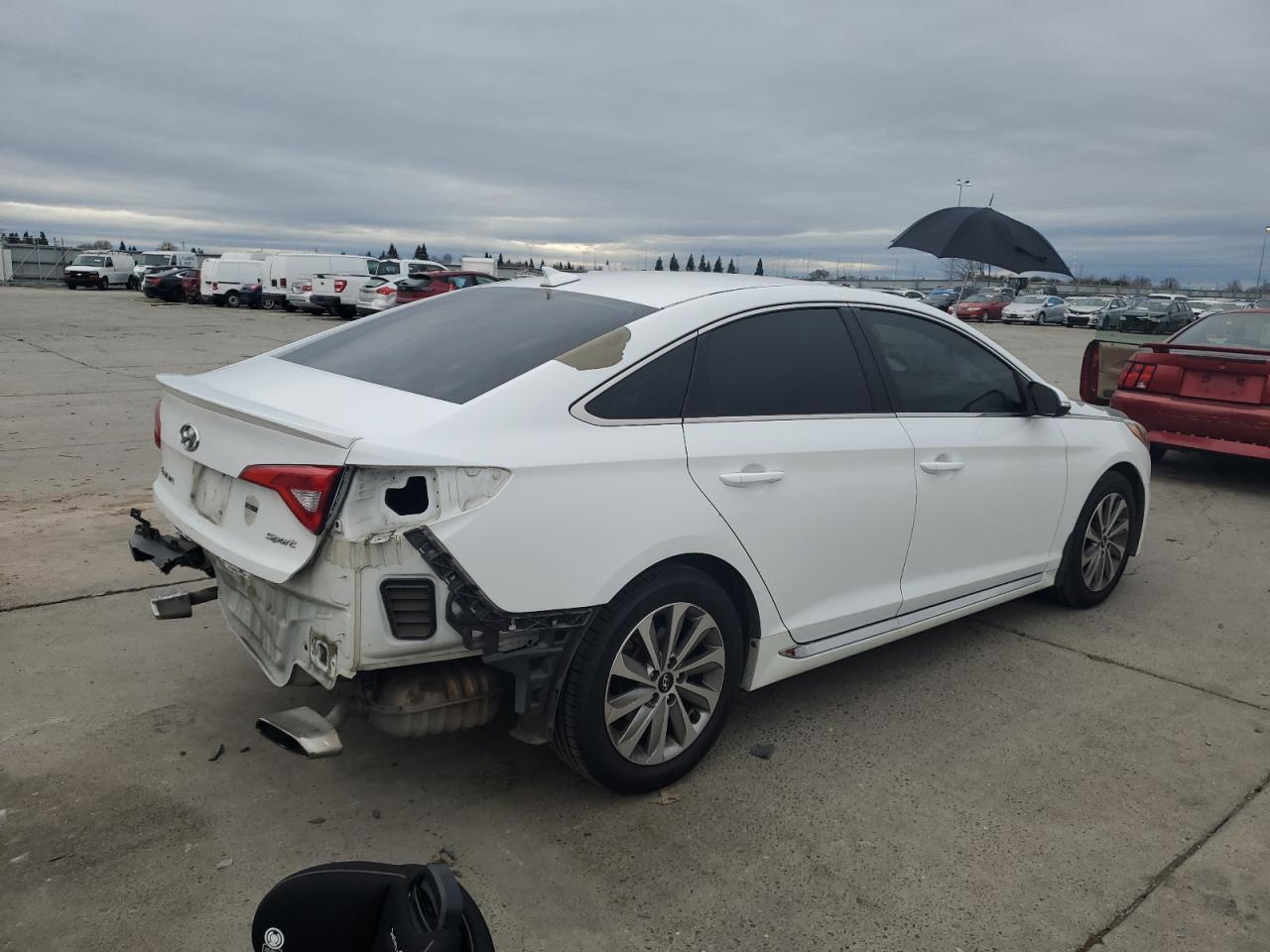 2017 Hyundai Sonata - Image 3