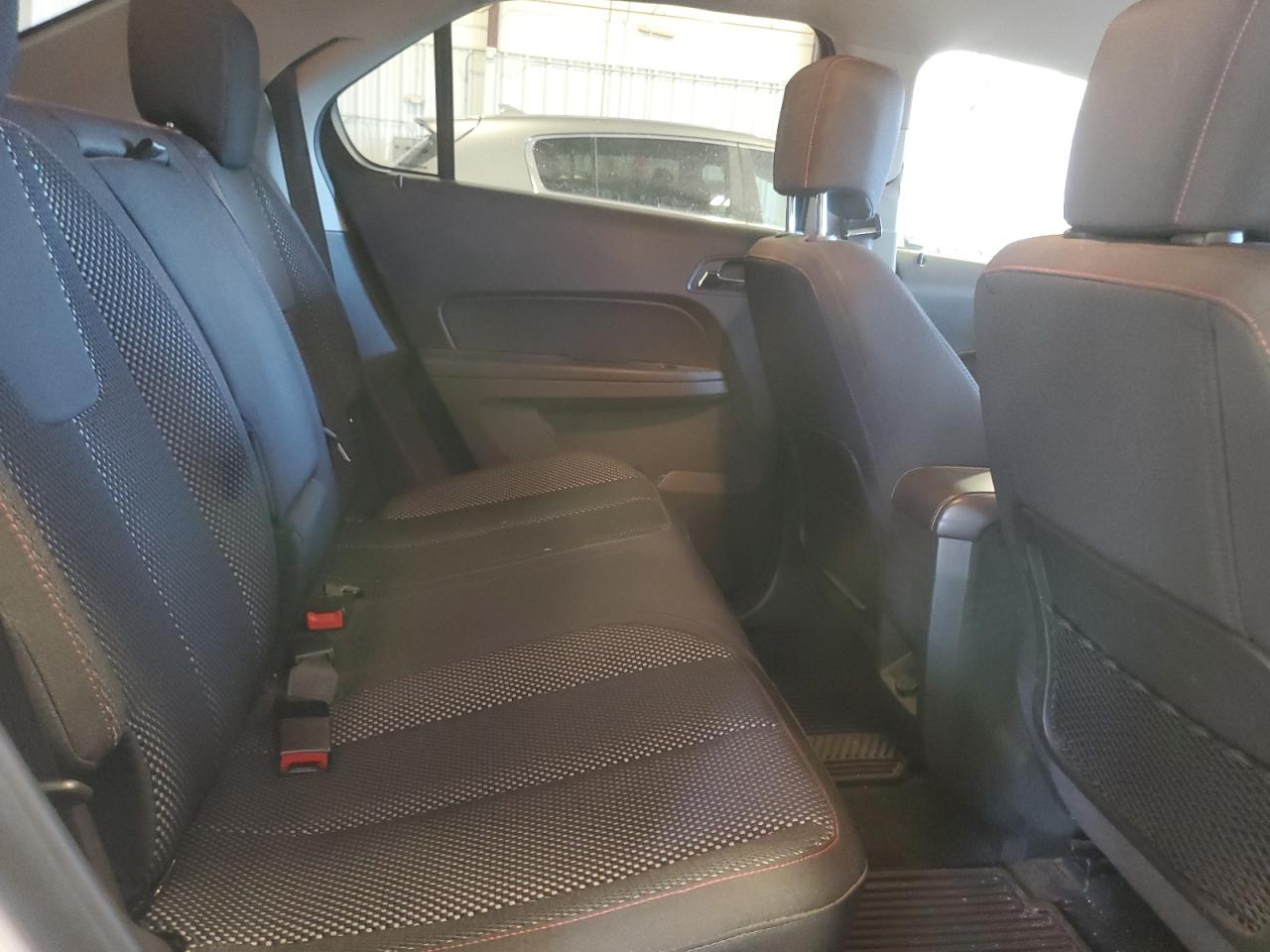 2015 Chevrolet Equinox - Image 11
