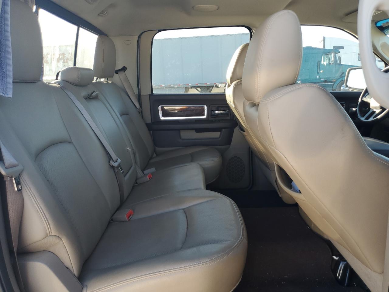 2011 Dodge RAM - Image 10
