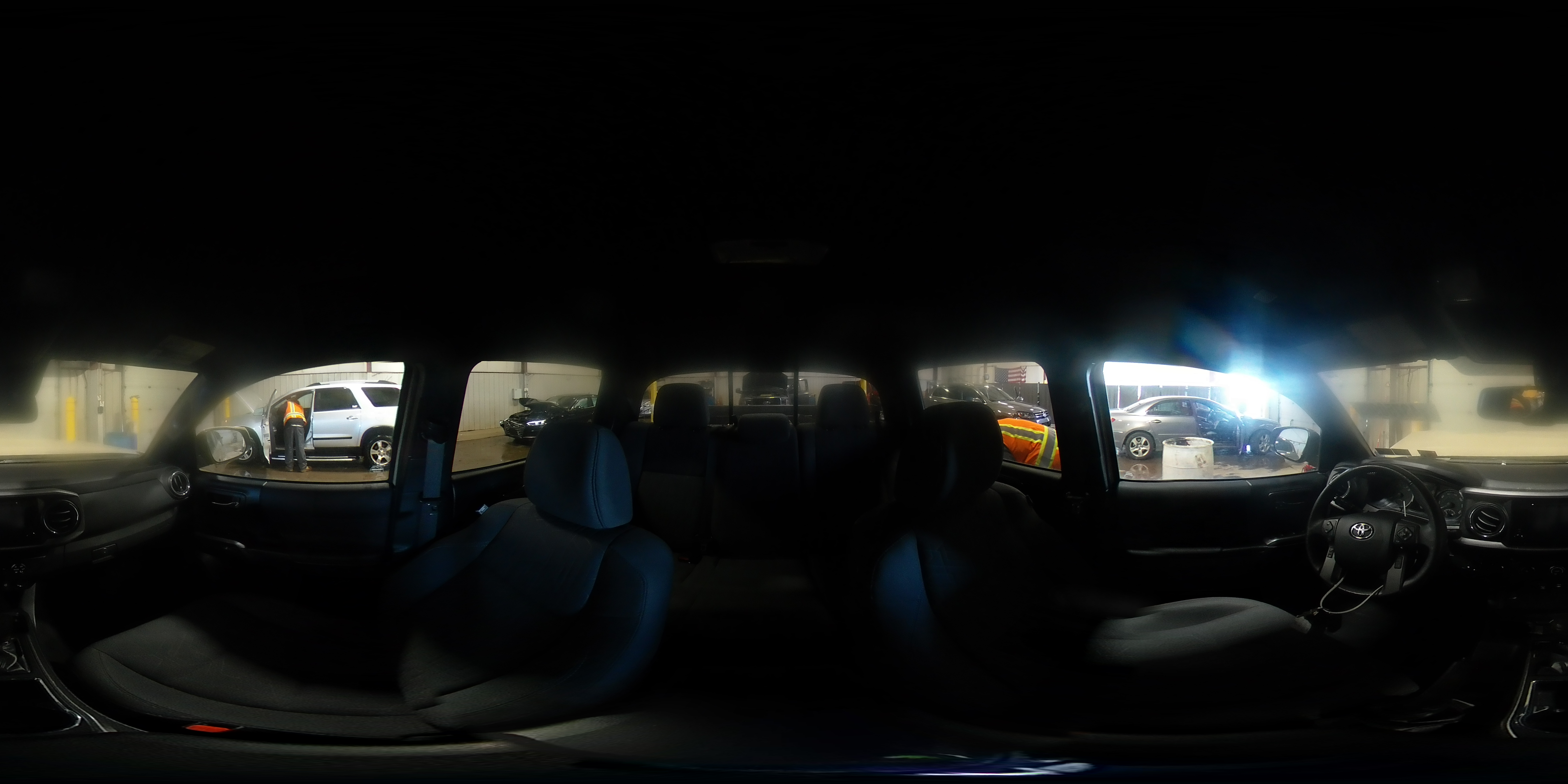 2019 Toyota Tacoma - Image 15