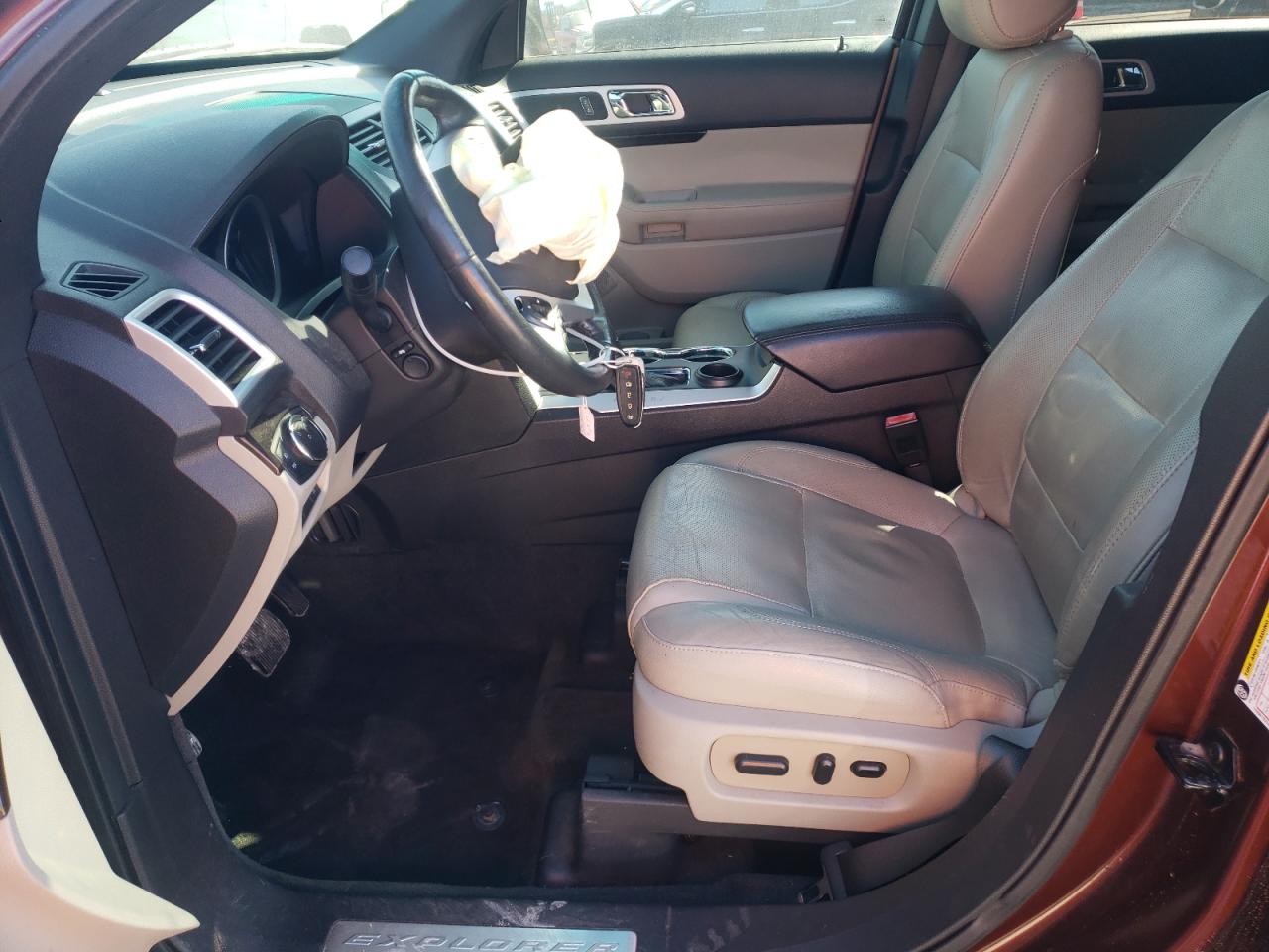 2015 Ford Explorer - Image 7